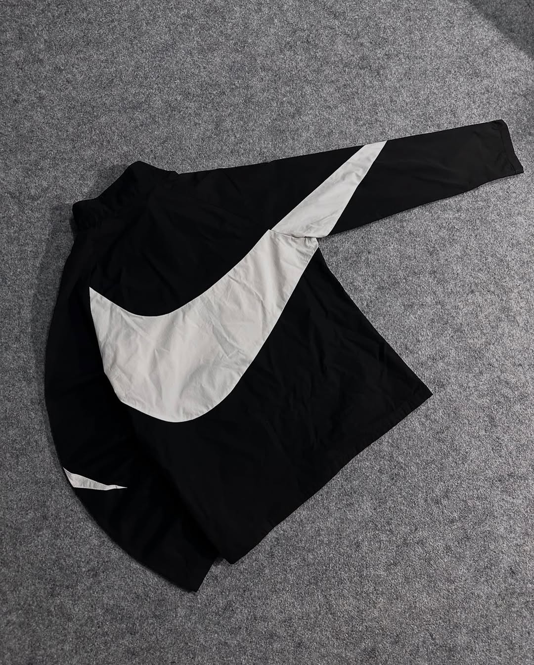 Nike Air Vintage Track Jacket – Black & White
