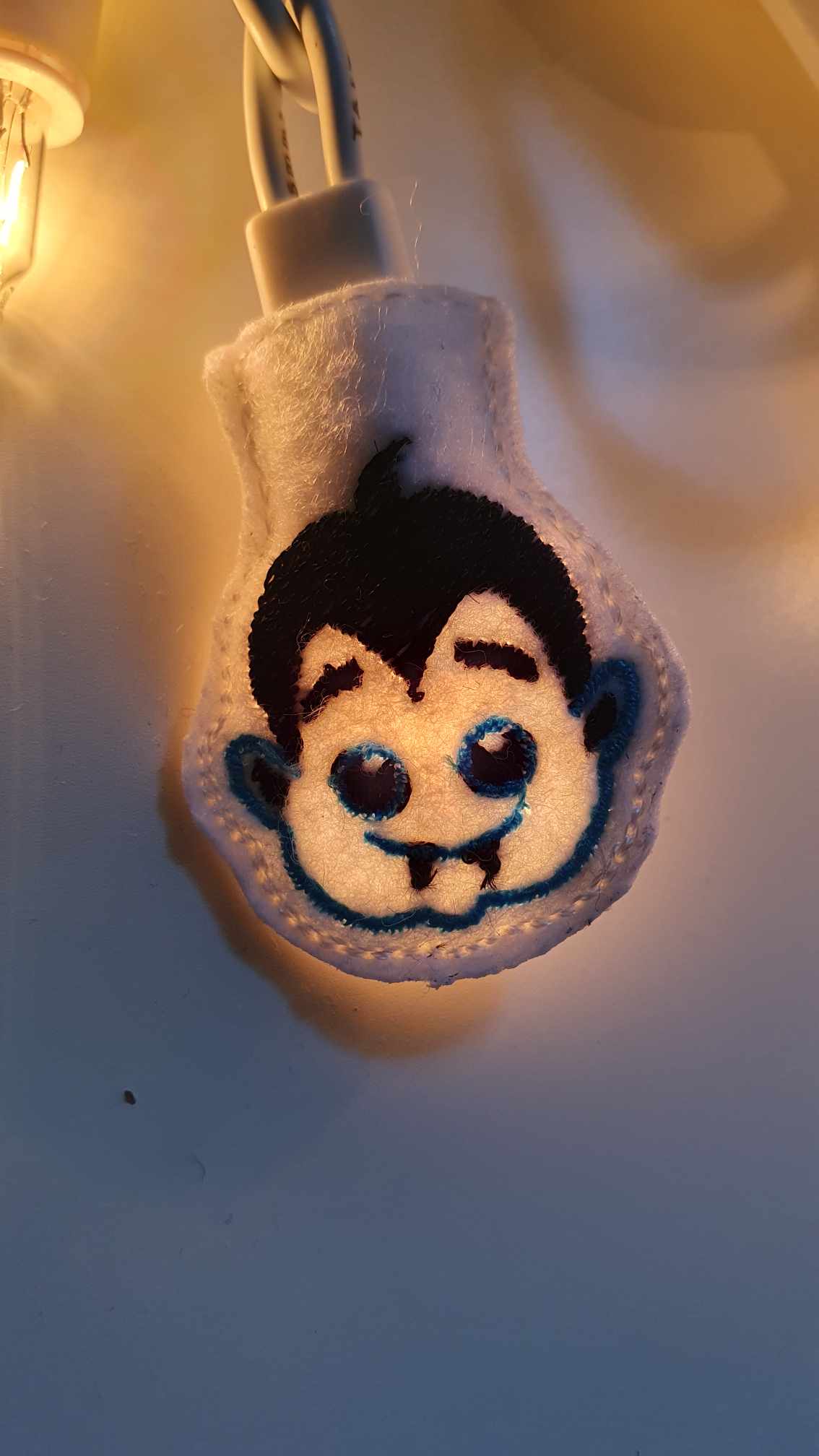 Stickdatei ITH Lichterketten Topper Halloween