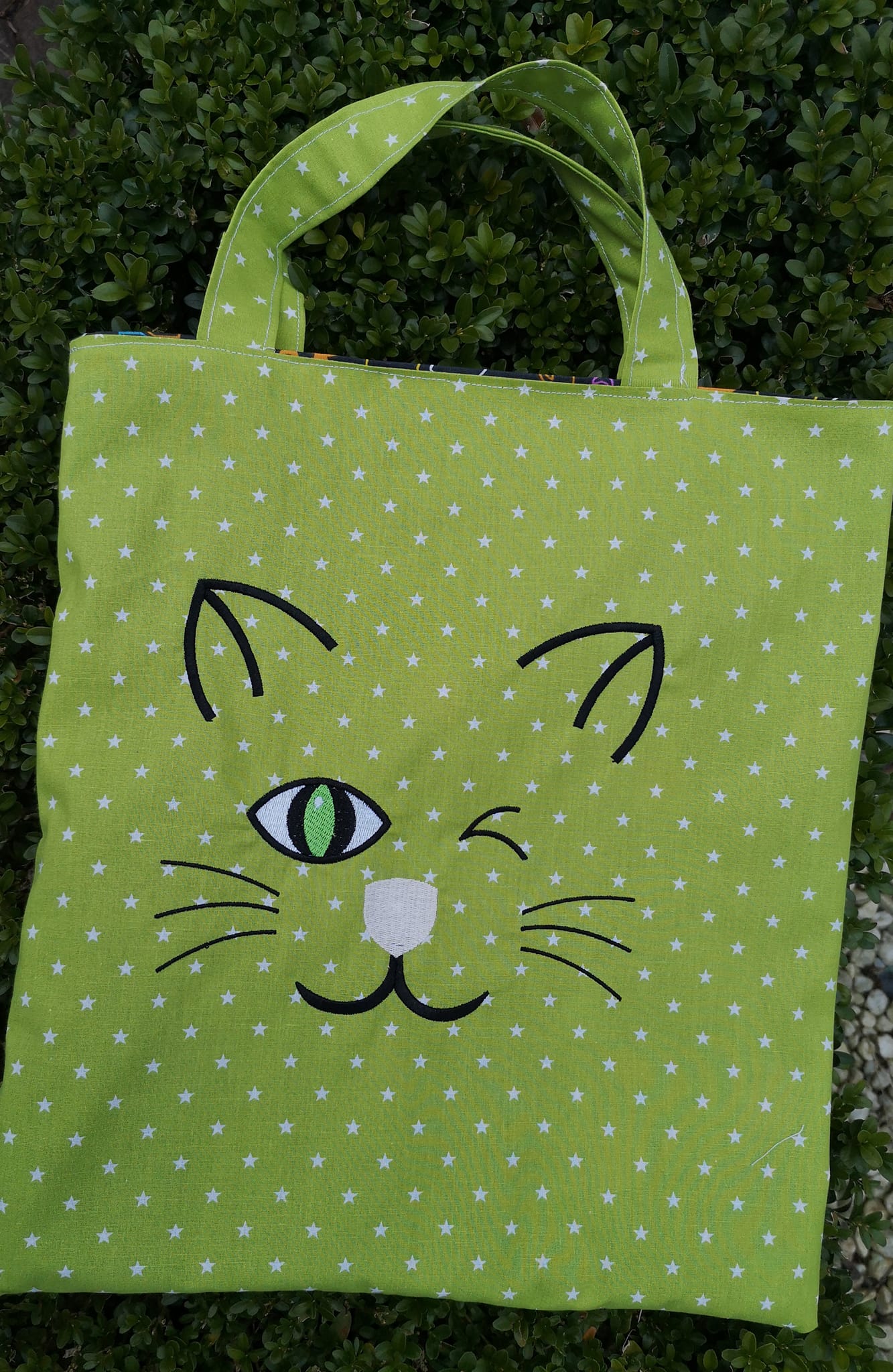 Stickdatei Kontur Katzen Gesichter