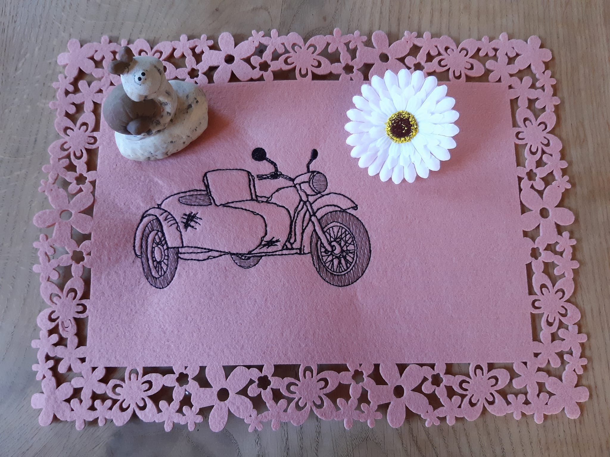 Stickdatei scribble Motorrad mit Beiwagen