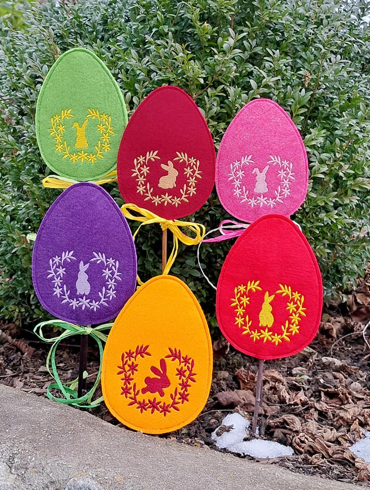 Stickdatei ITH Eier Stecker mit Hase filigran