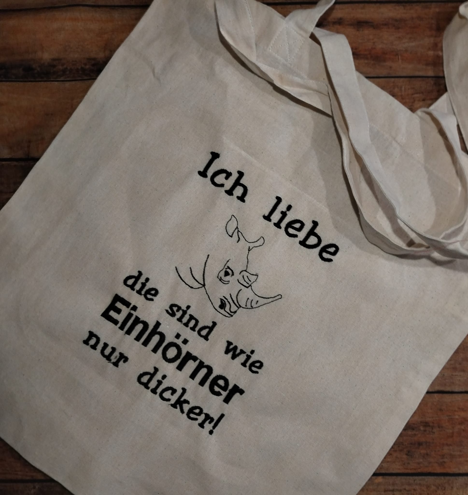 Stickdatei Spruch Nashorn / Einhorn