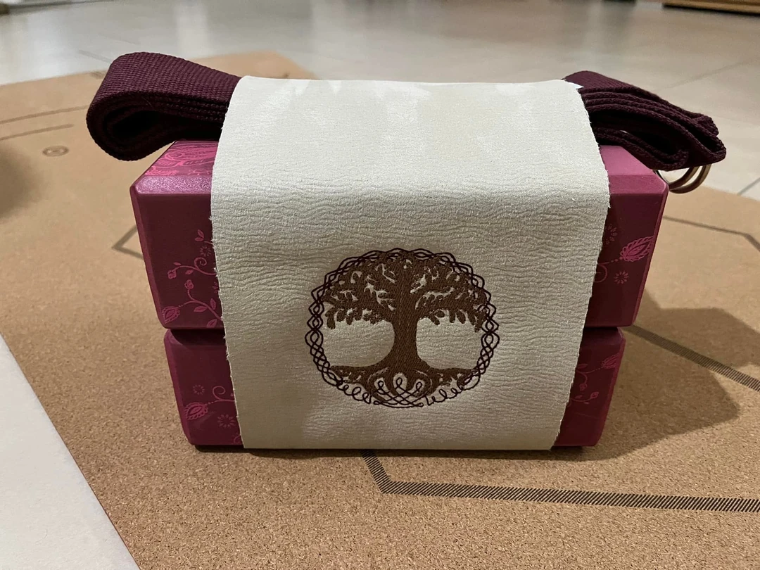 Stickdatei Wikinger Baum Yggdrasil