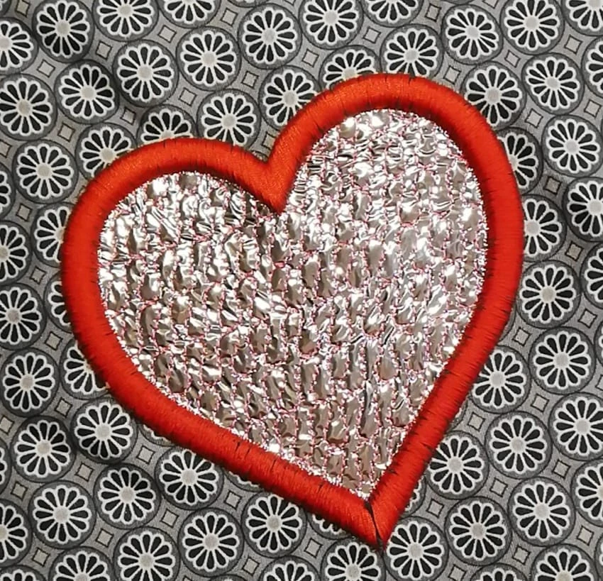 Stickdatei 3D Herz und Blume
