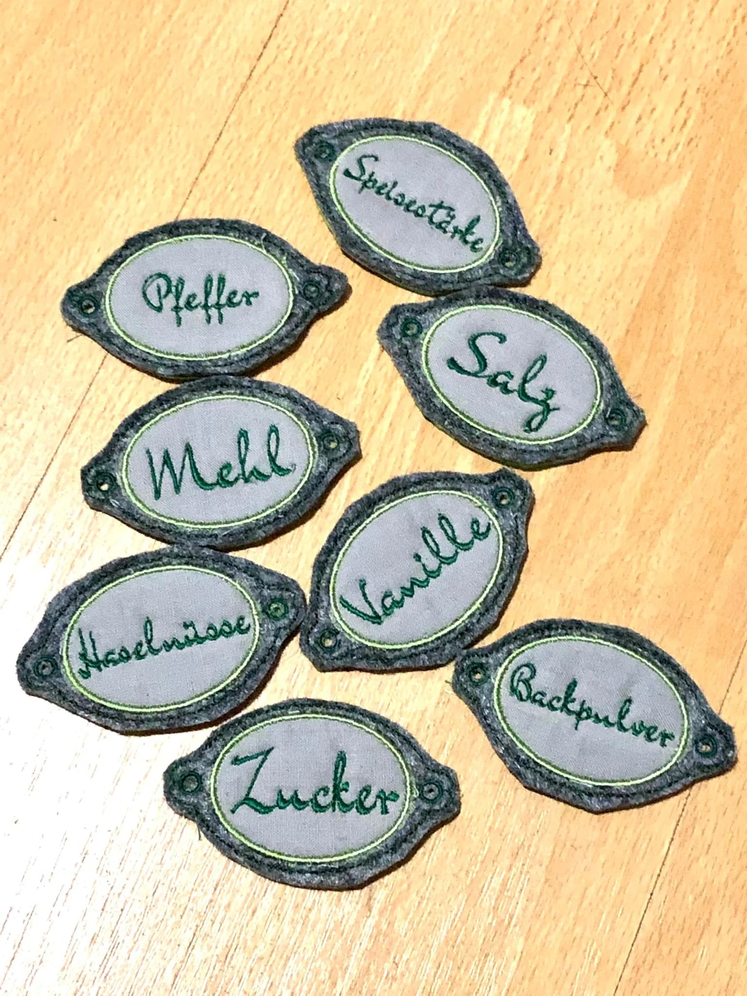 Stickdatei ITH Küchenzutaten, Backzutaten Schilder