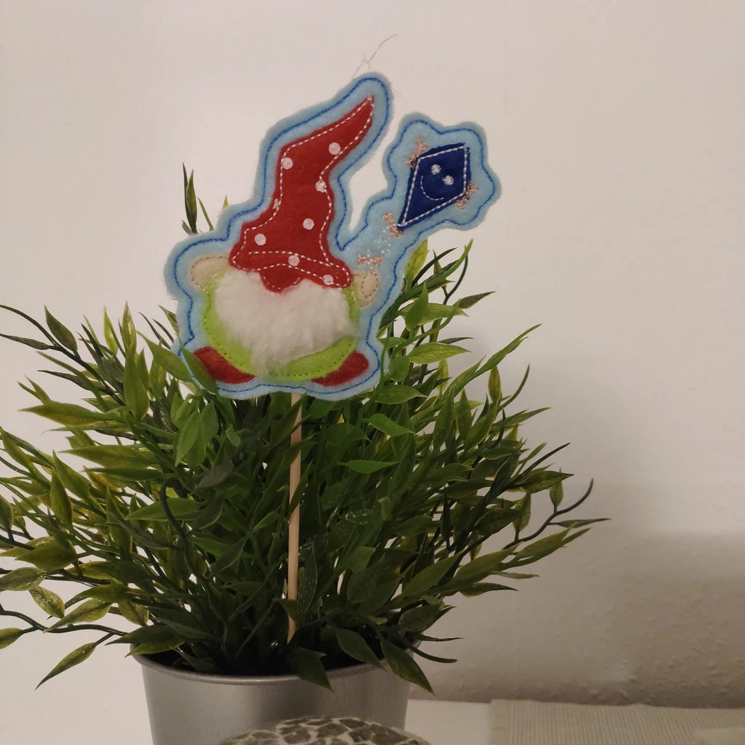Stickdatei ITH Gnom Stecker