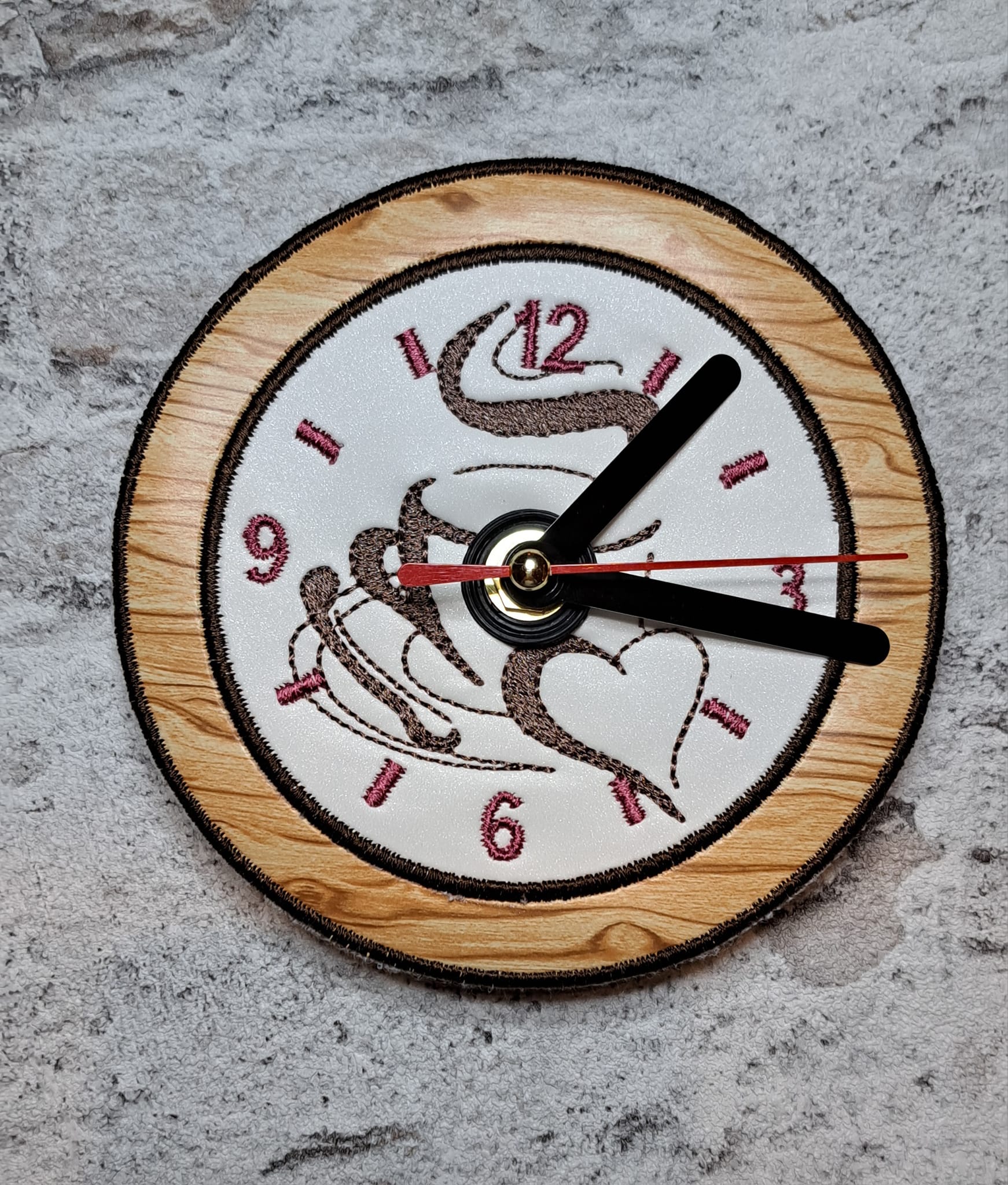 Stickdatei ITH Uhr zum Hängen 
