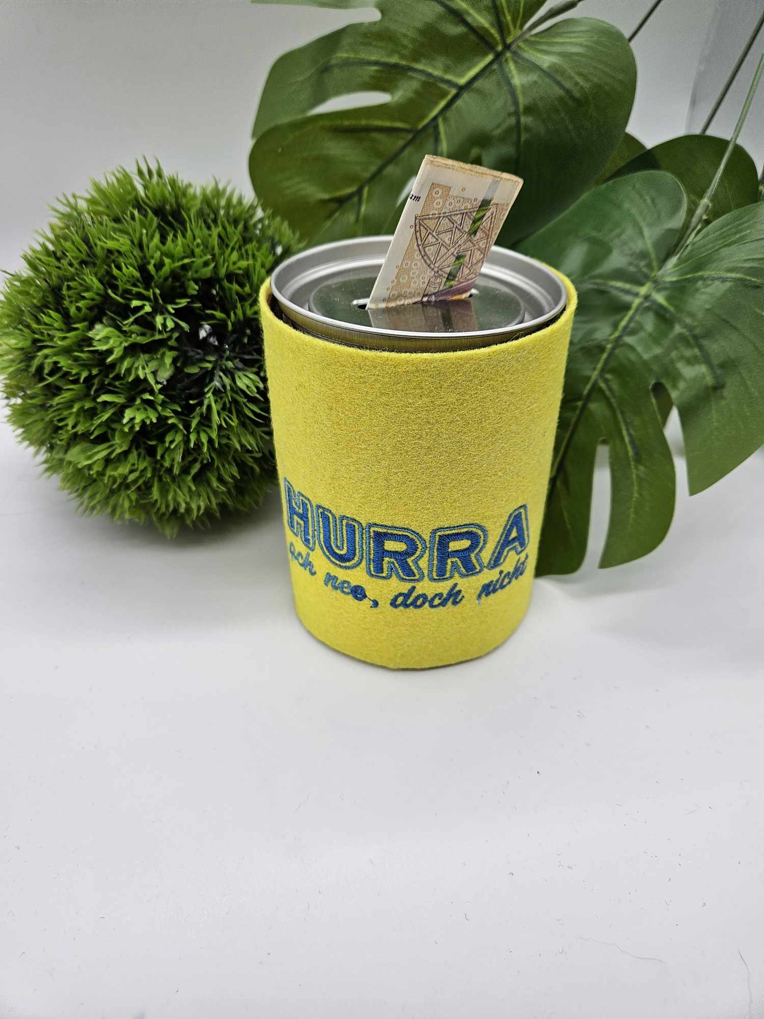 Stickdatei Schrift "Hurra"