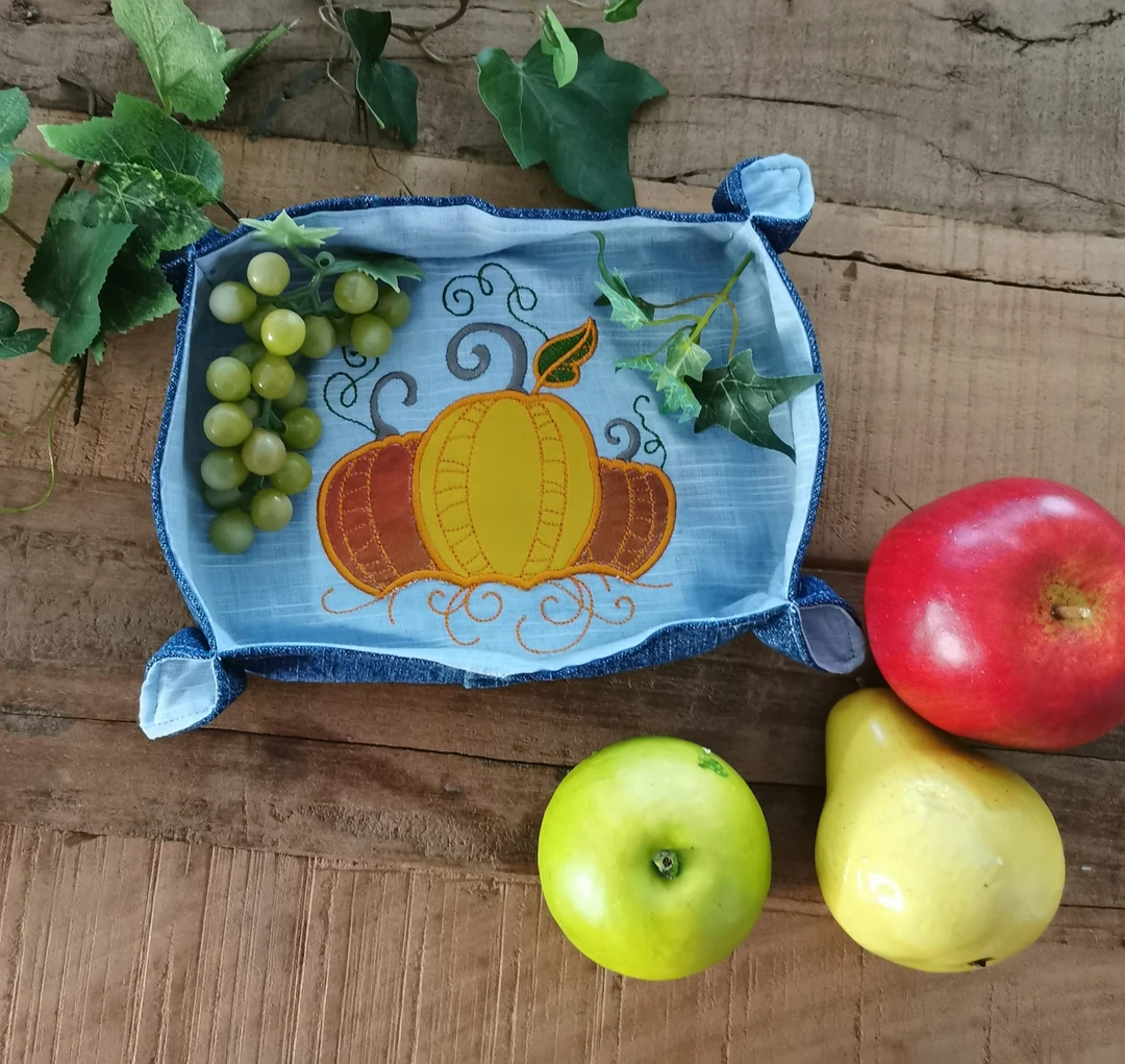 Stickdatei Applikation Kürbis und Spruch