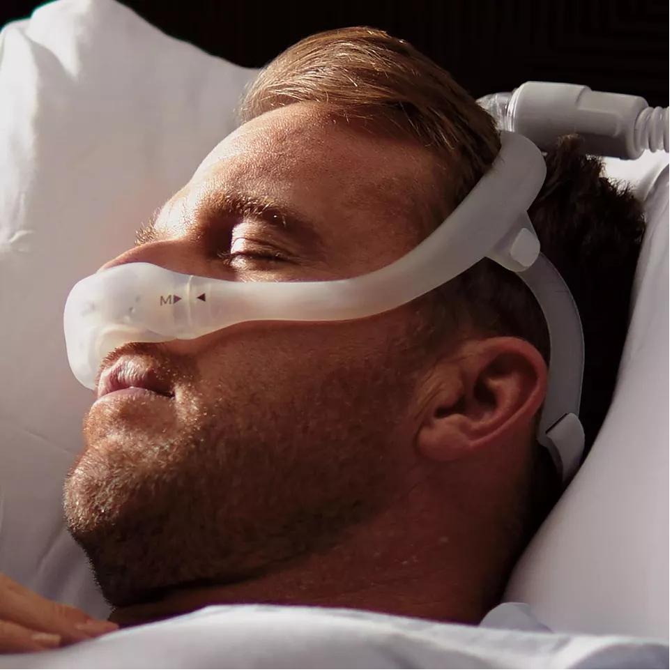 Máscara nasal DreamWear  Under the nose