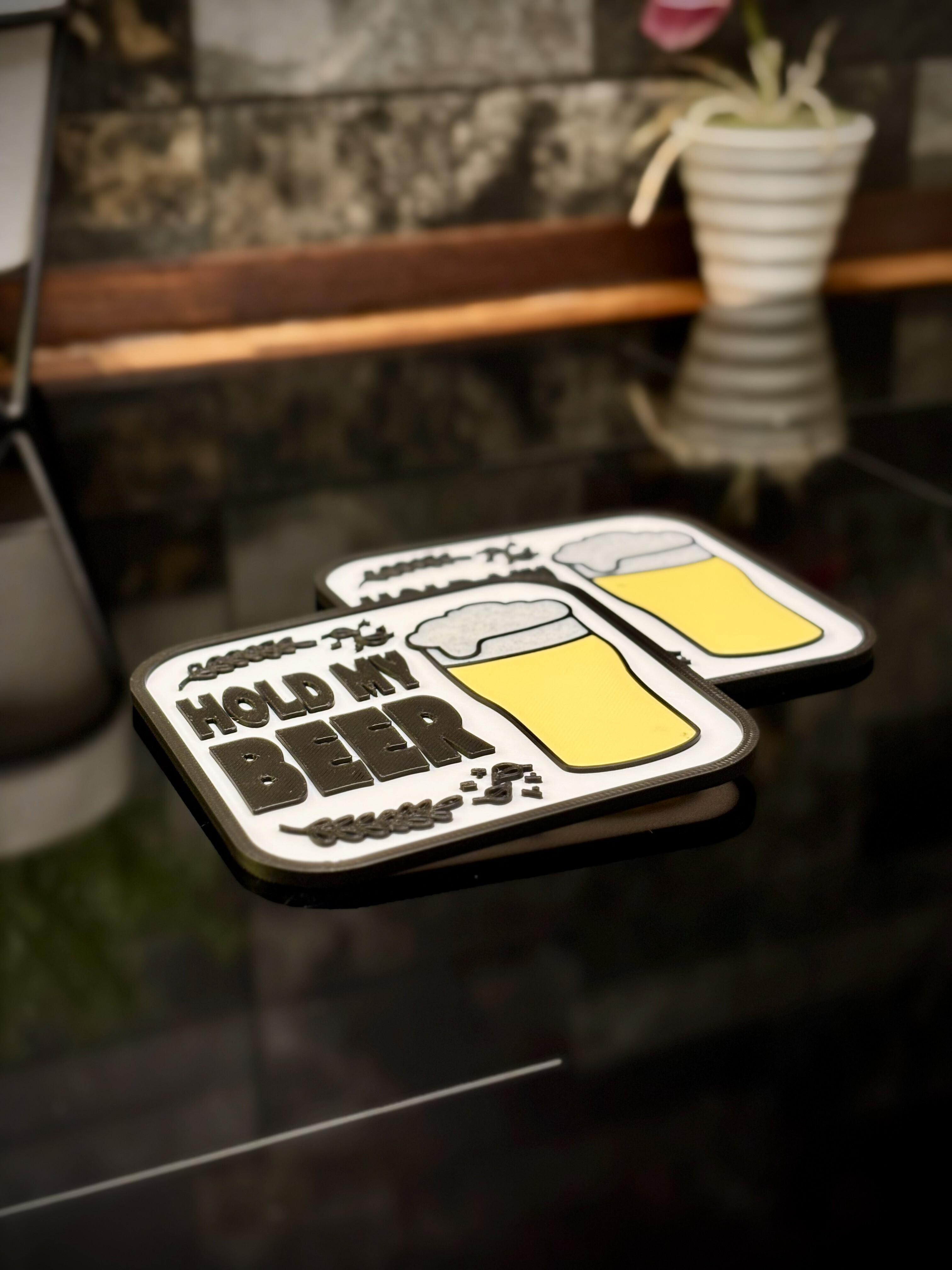 Sottobicchiere “Hold My Beer”  file per Stampa 3D