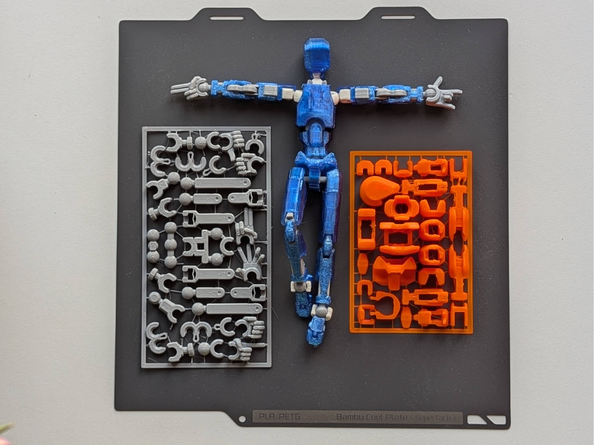 KIT 3D da Assemblare – Auto, Aerei, Robot e molto altro
