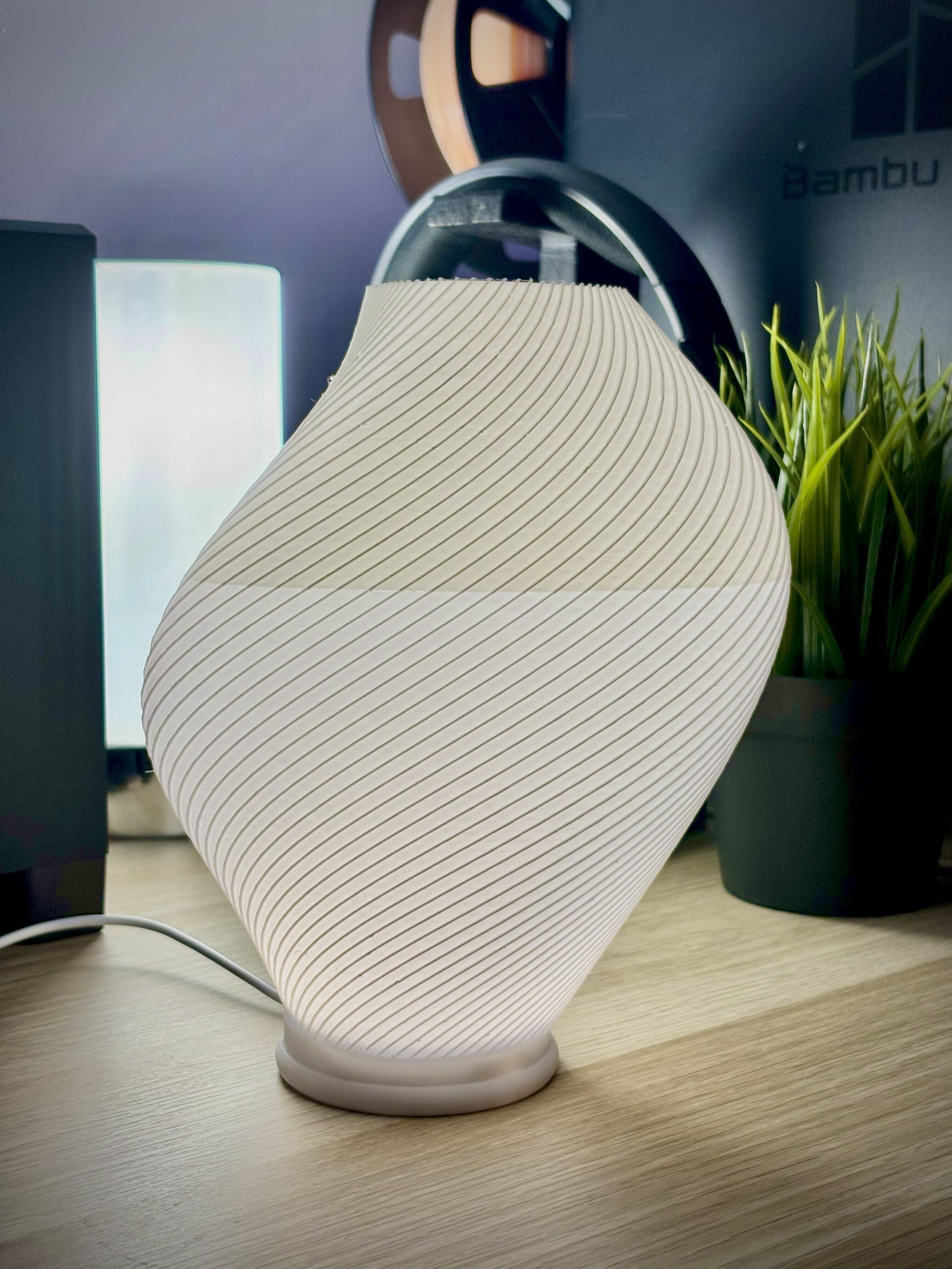 Lamp "Cloud"– Modern Spiral Design 