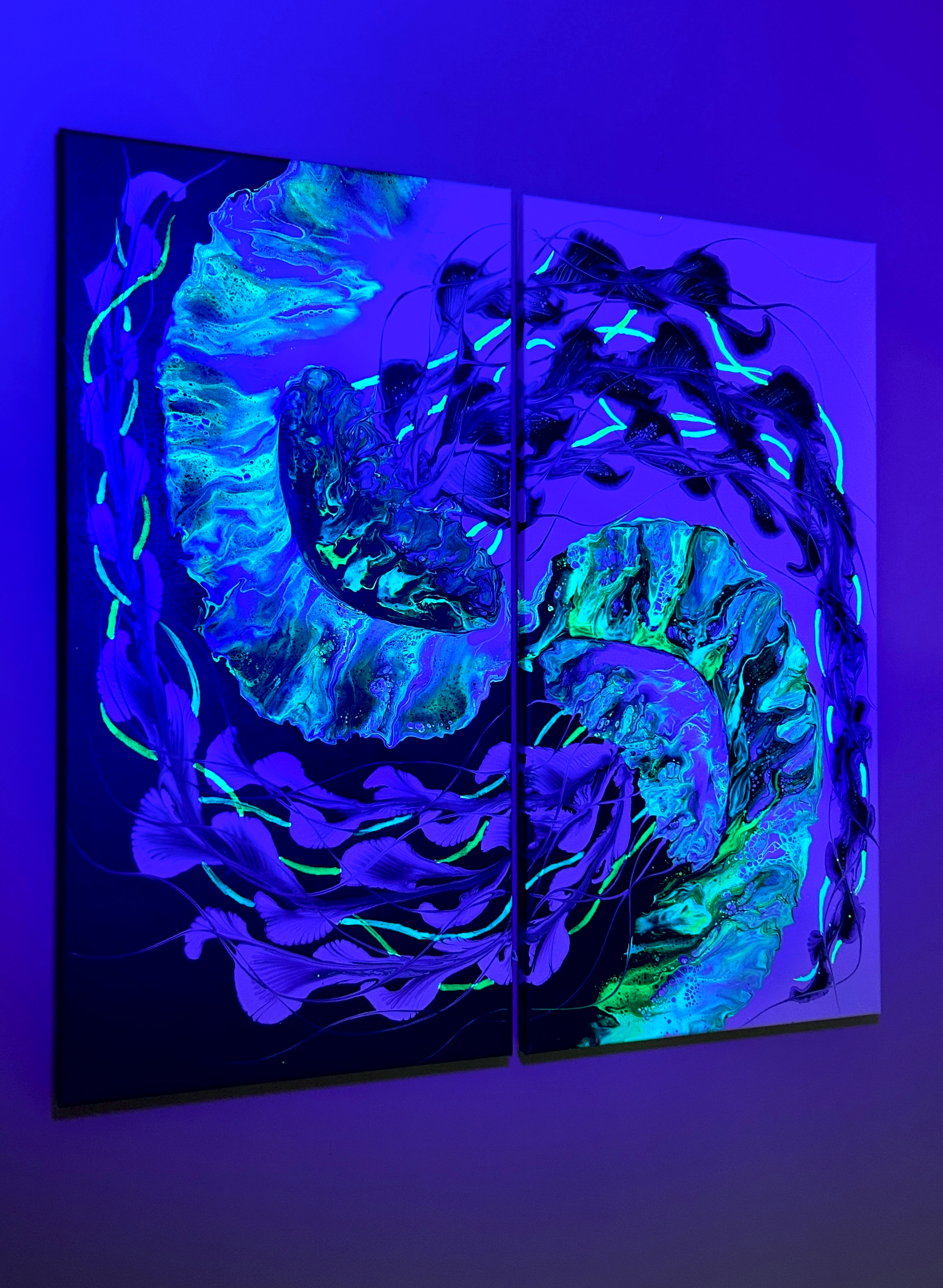 Balance: UV Reative Teal