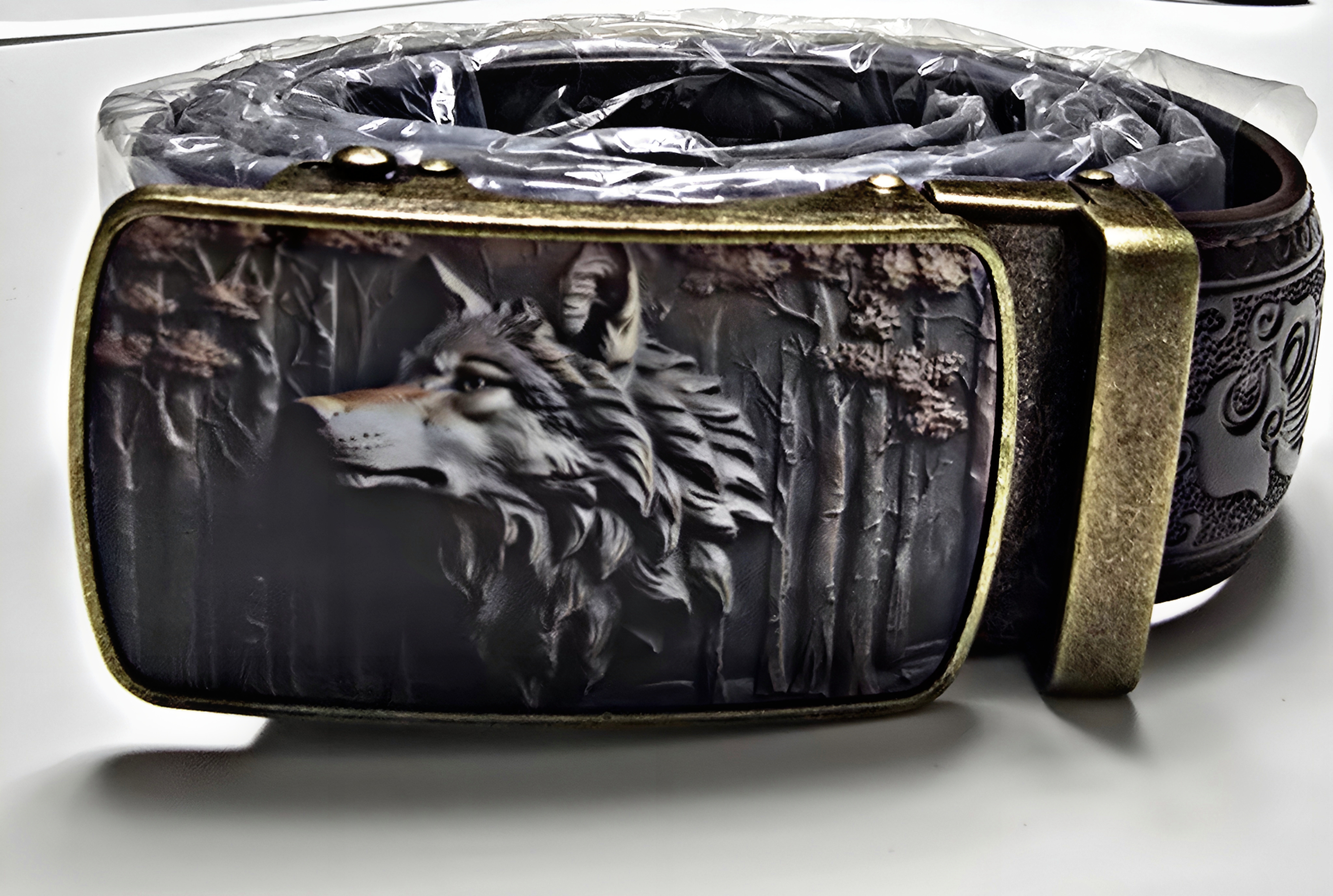 Men's PU Leather Belt with Wolf Buckle - Stylish Gift Idea