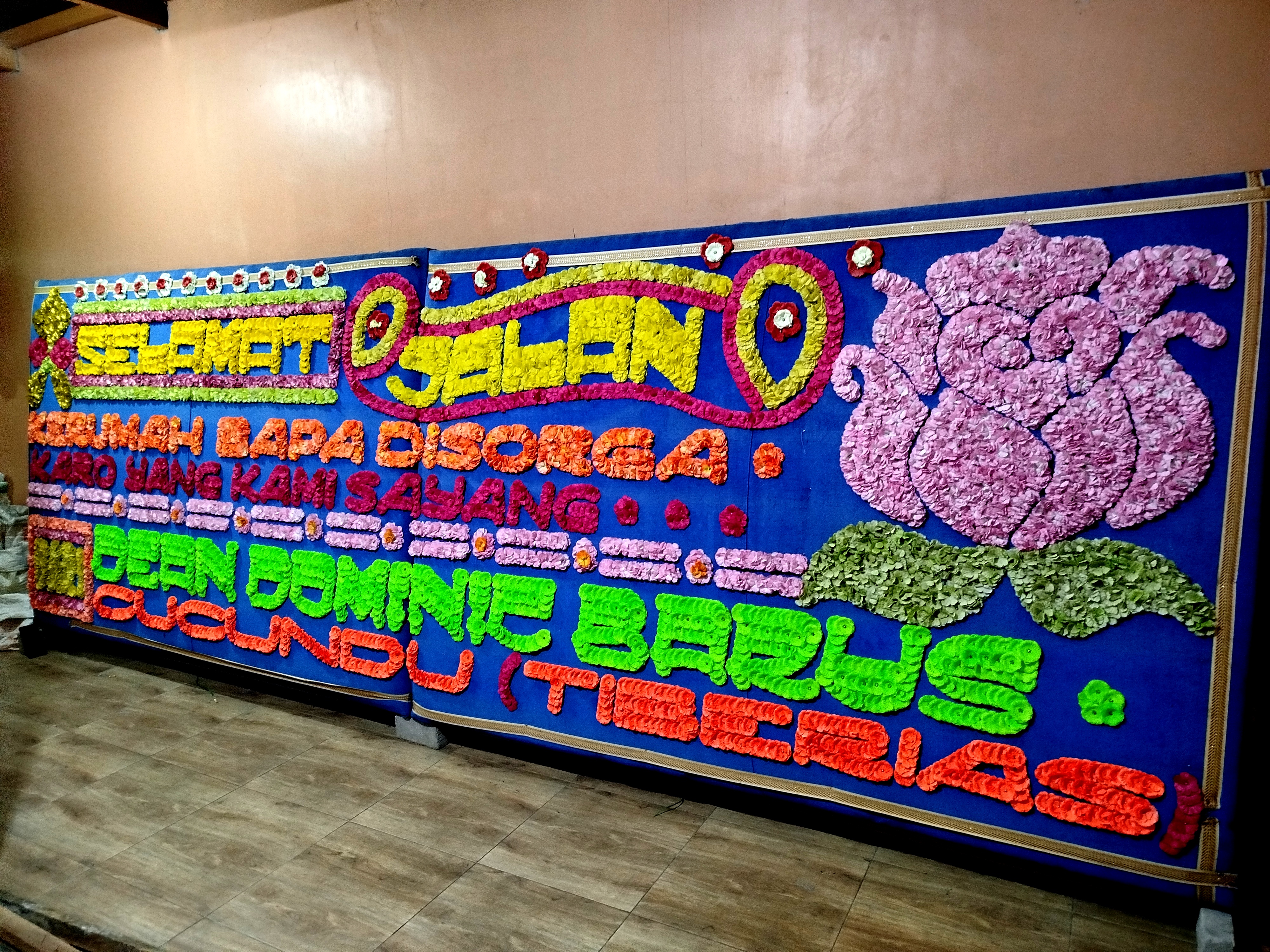 Papan Bunga Ucapan