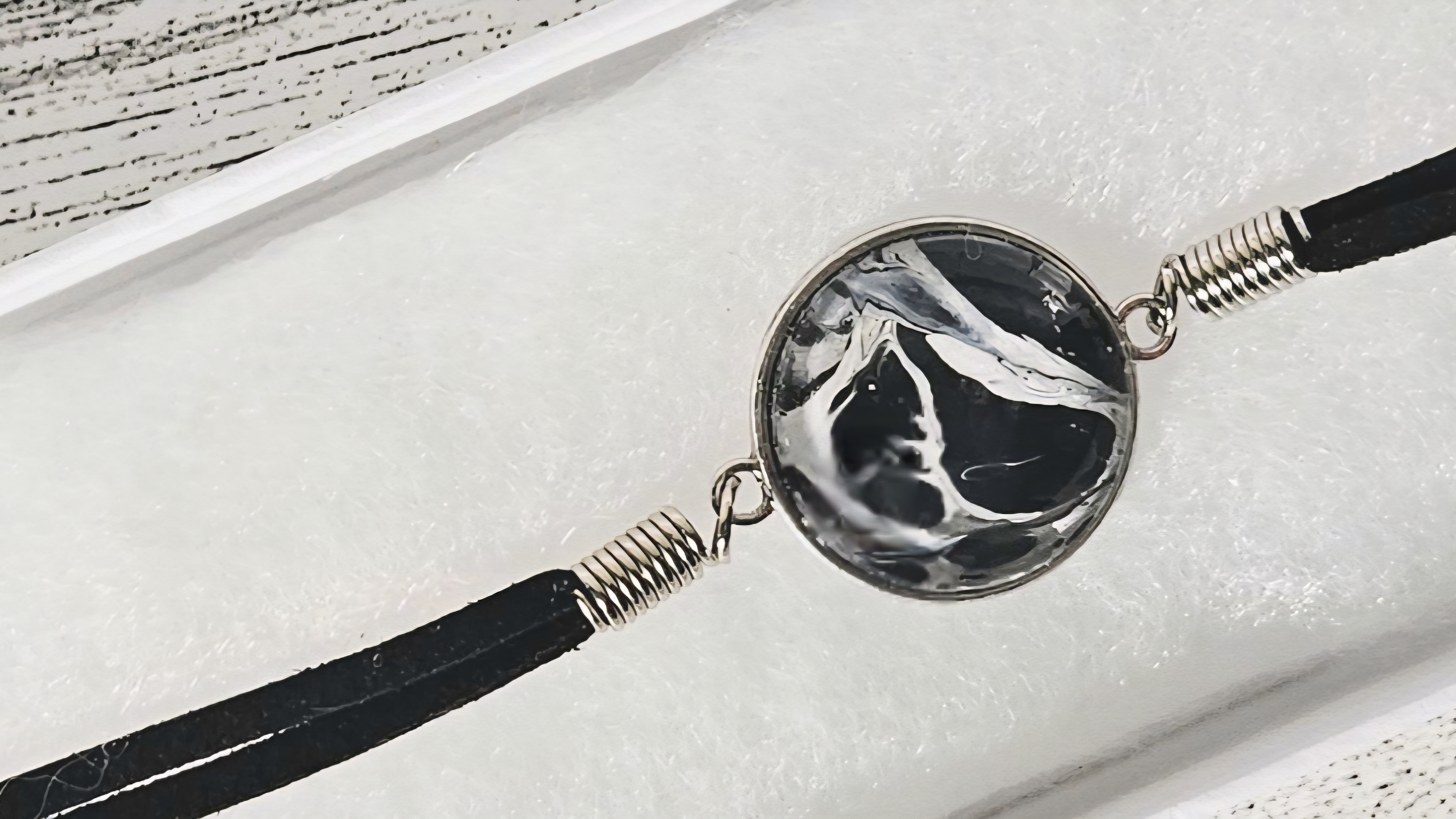 Elegant Pendant Bracelet
