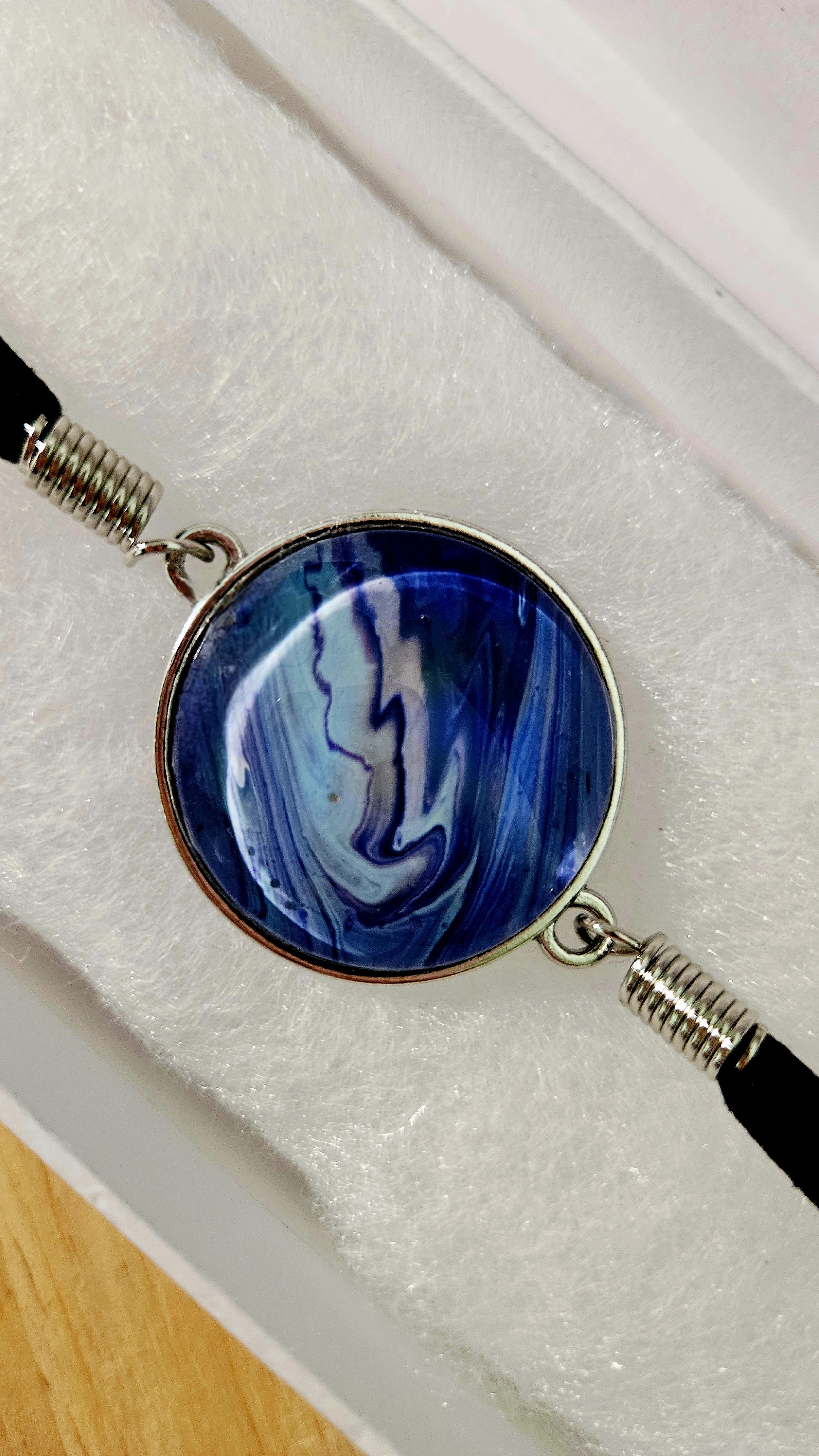 Blue Swirl Pendant Bracelet