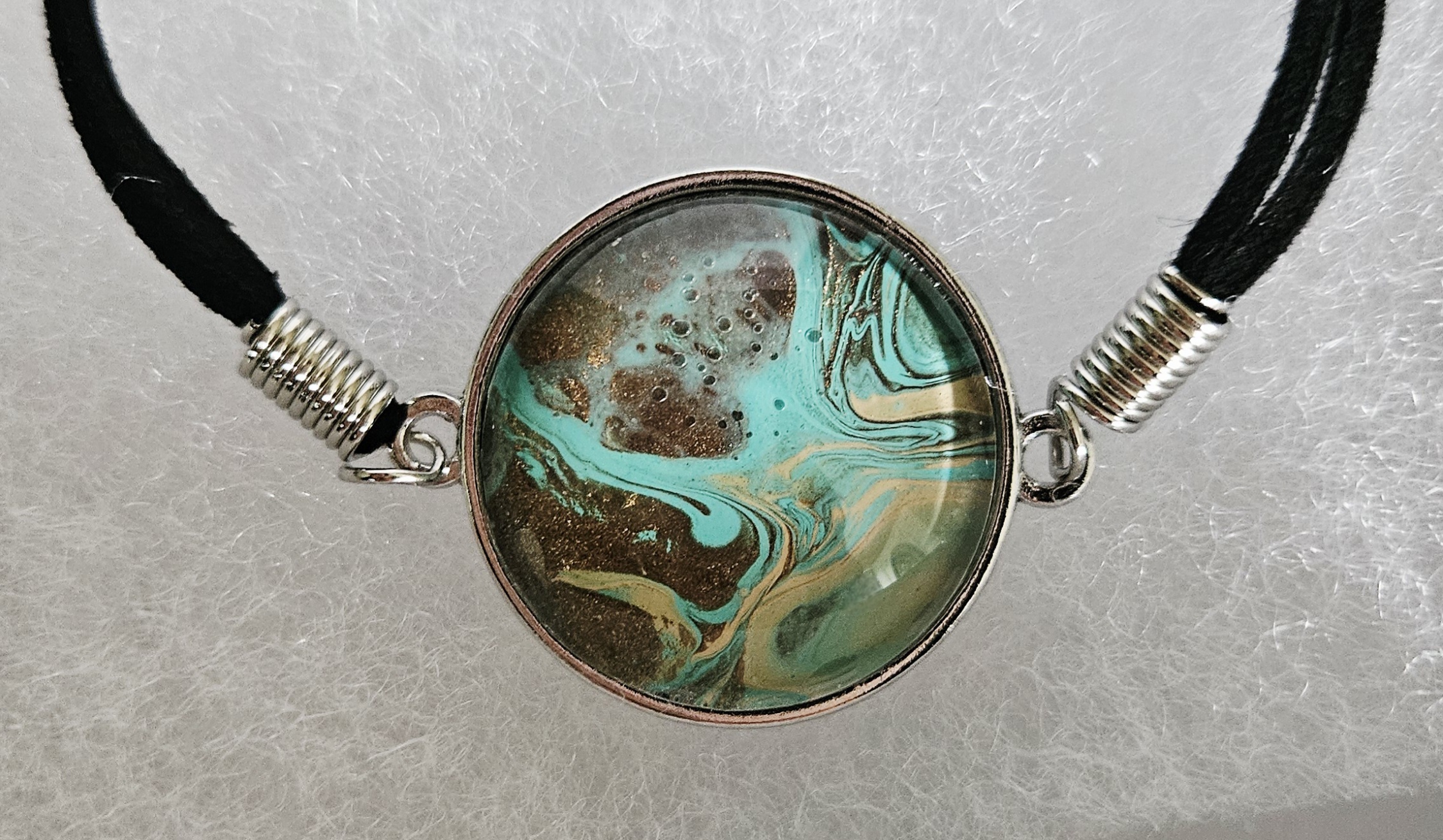 Handcrafted glass Pendant bracelet