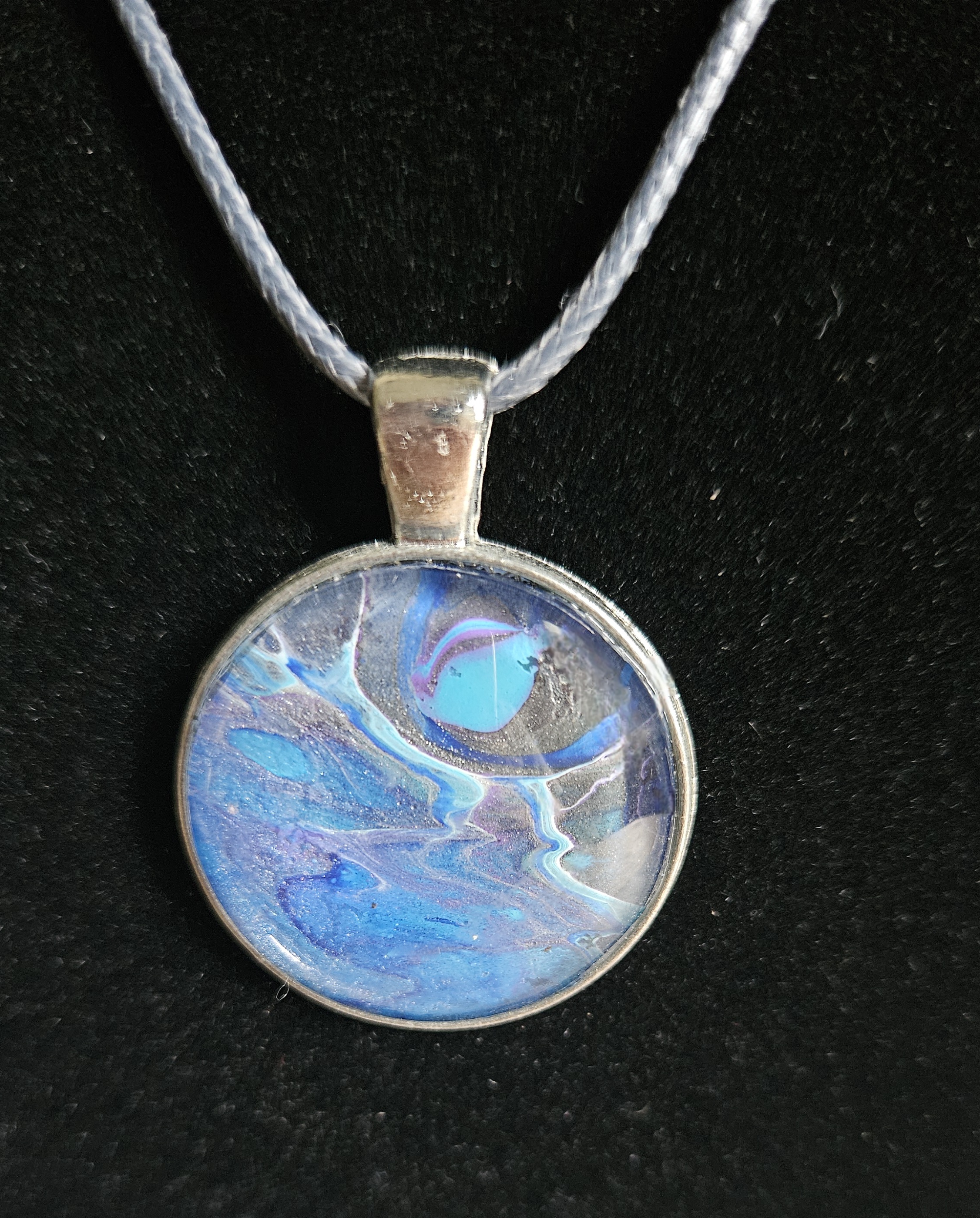 Elegant Pendant Necklace
