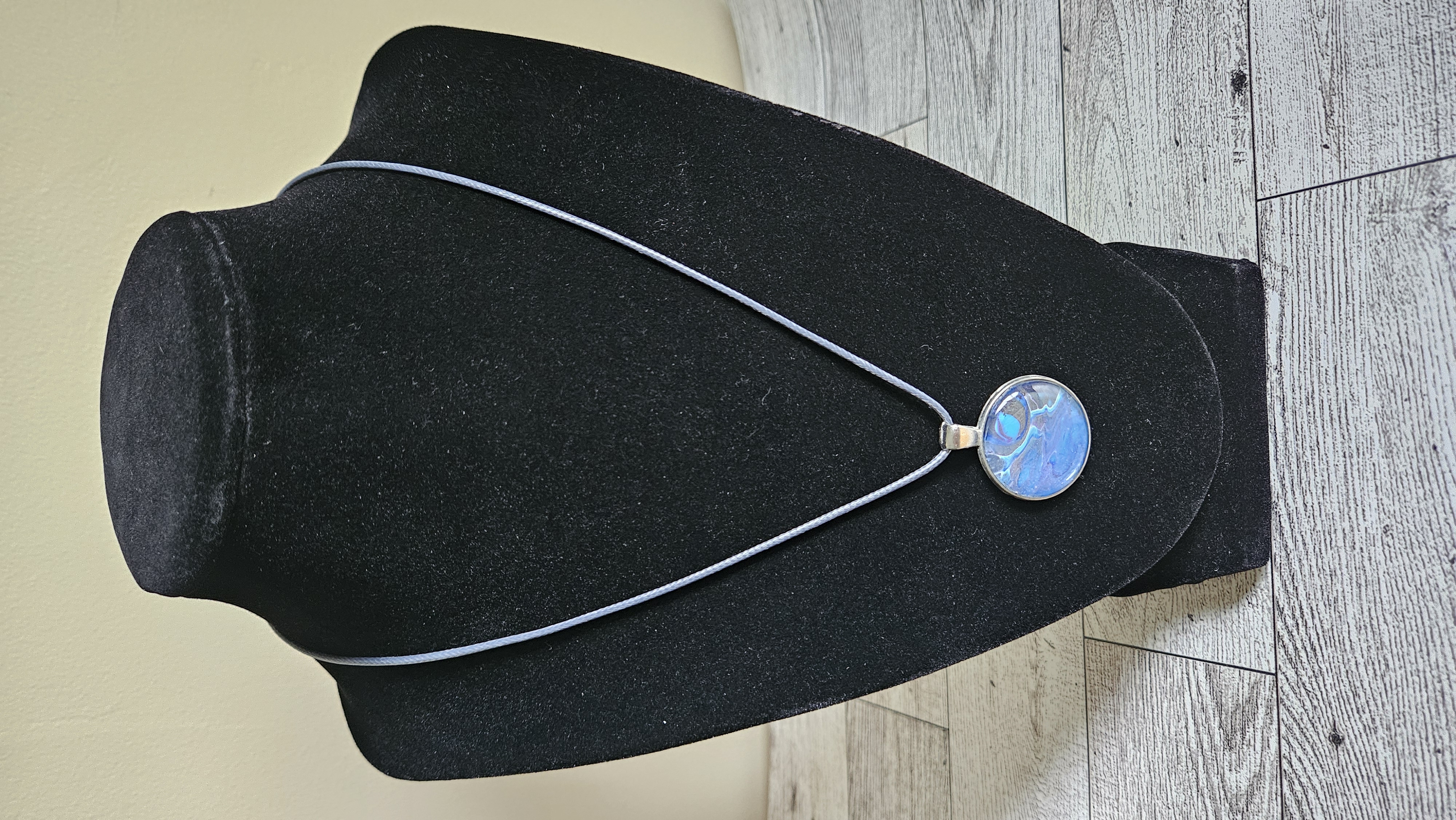Elegant Pendant Necklace
