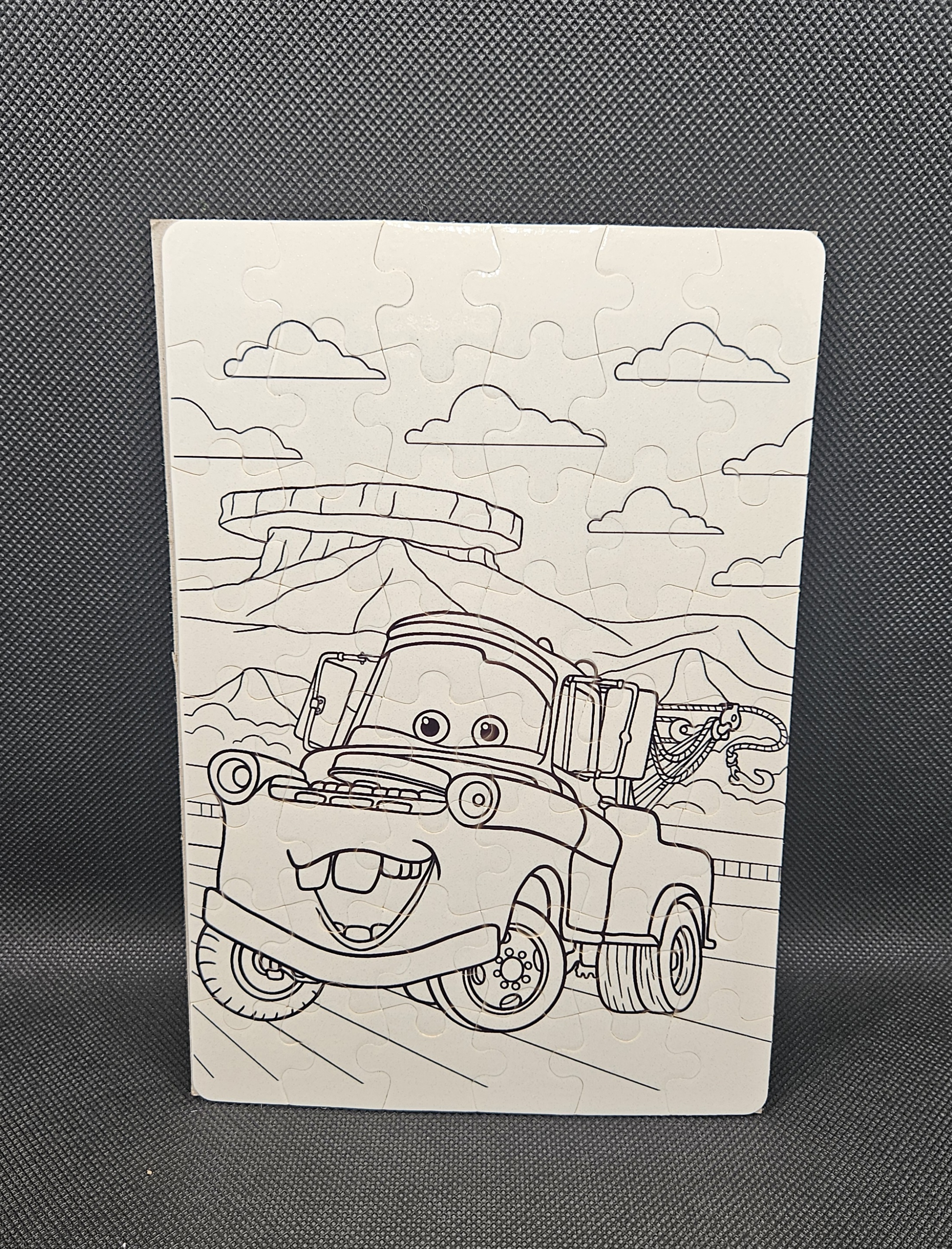 Children's coloring puzzle
