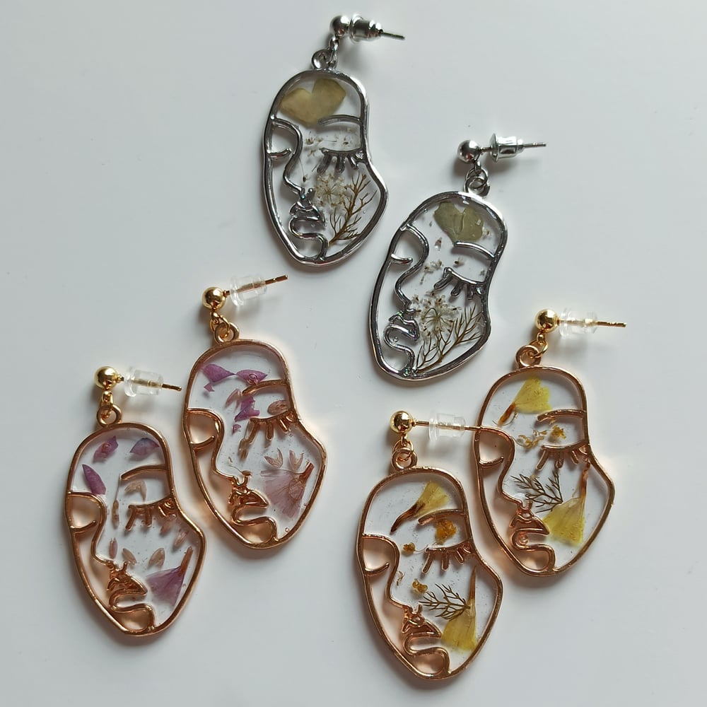 Pendientes caritas ✨