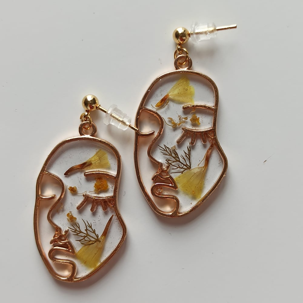 Pendientes caritas ✨