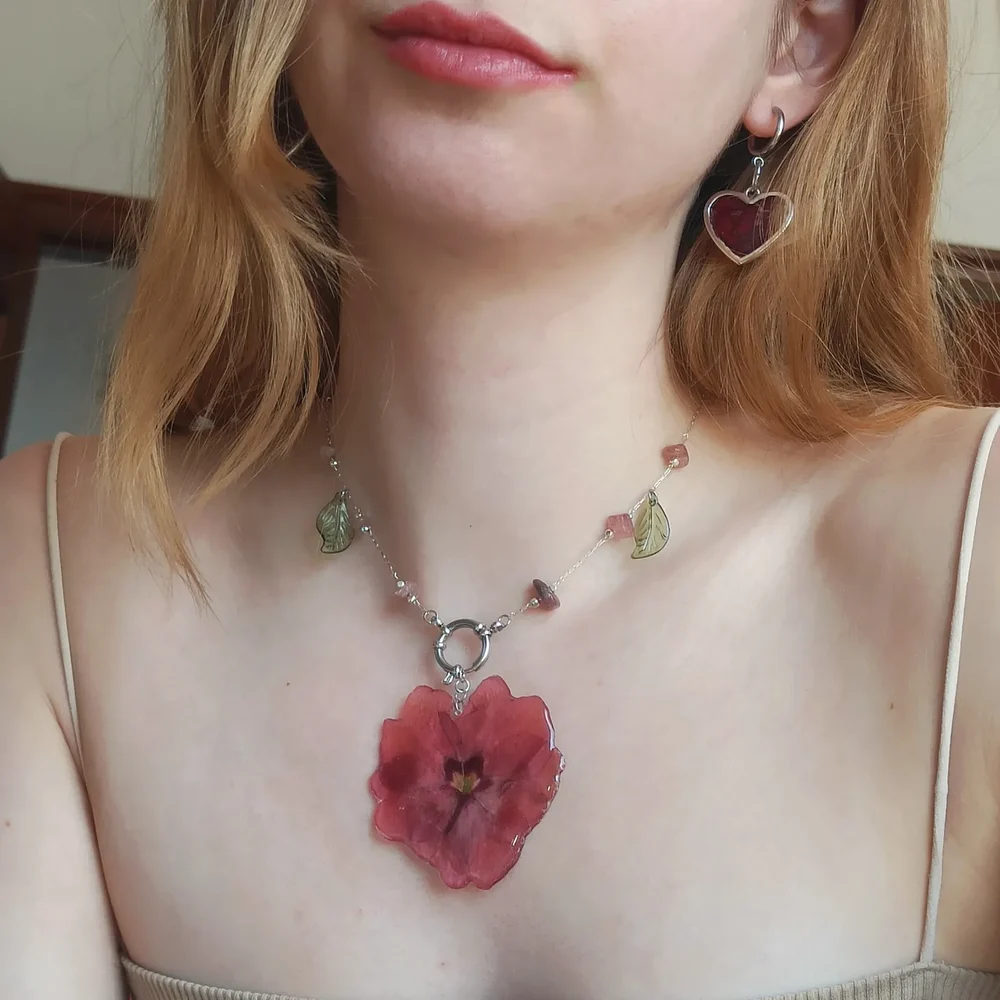 Colgante De cora <3