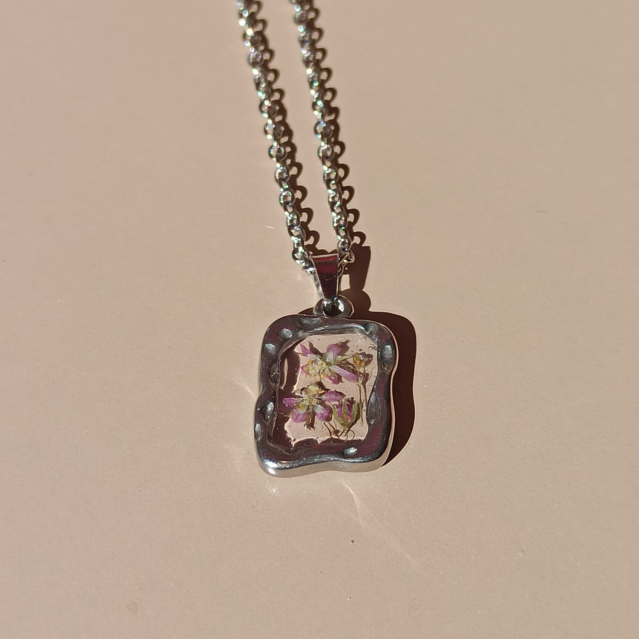 Medalla rosa plateada ✨