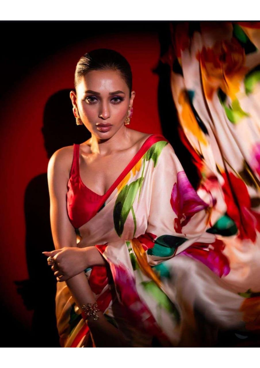 Elegant Floral Saree Satin Bollywood Saree