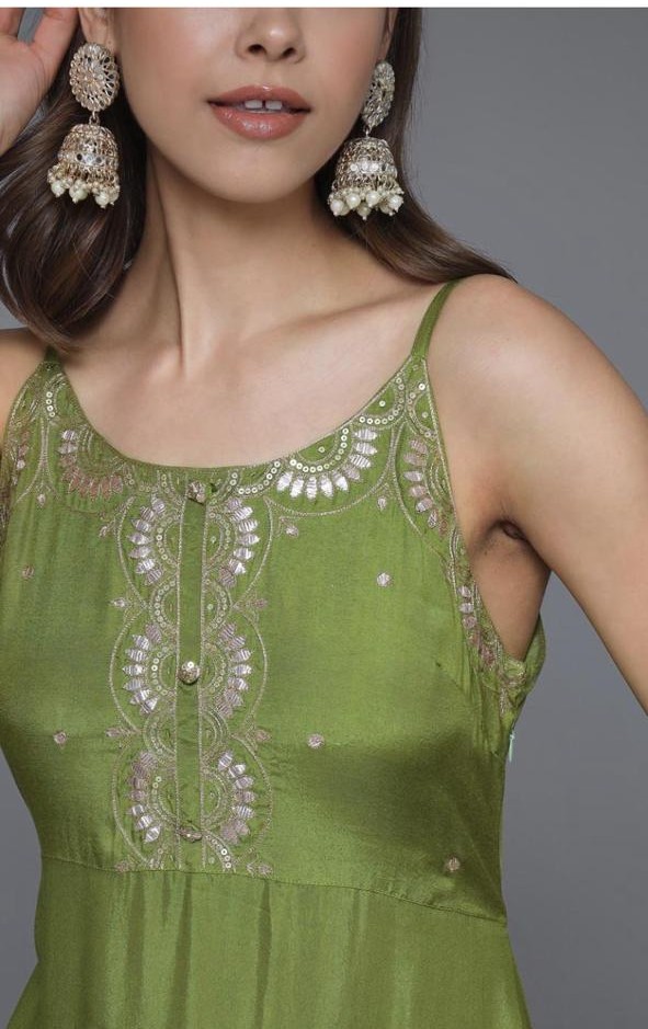 Women Ethnic Motifs Embroidered Kurta with Trousers & Dupatta