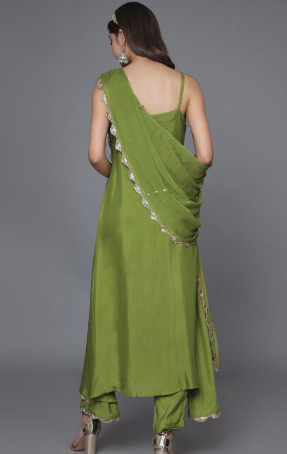Women Ethnic Motifs Embroidered Kurta with Trousers & Dupatta