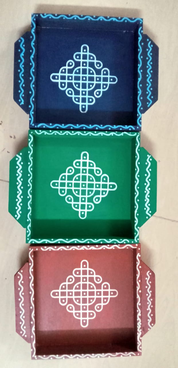 Artistic MDF Teakwood Trays With Rangoli Designs