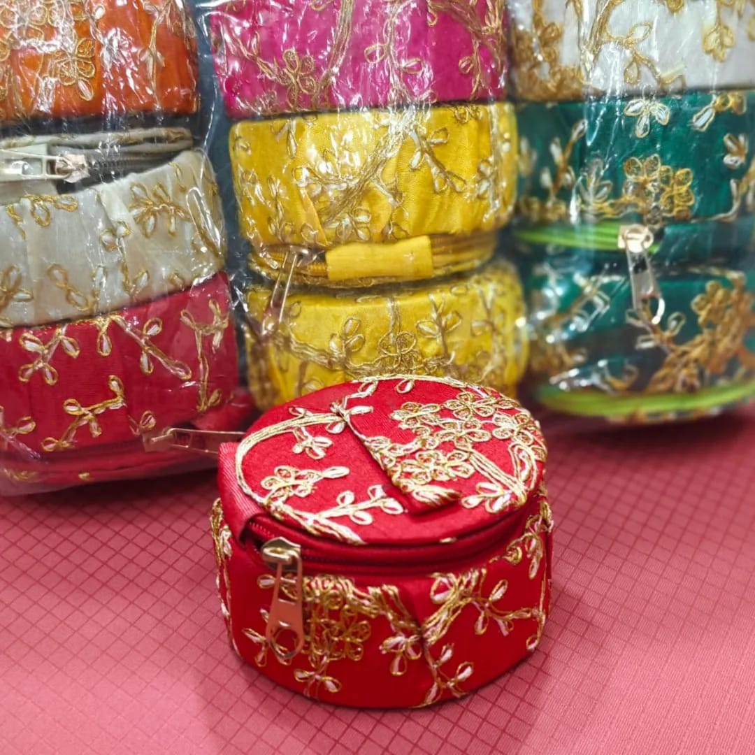 Round Gold Thread Embroidered Bangle Boxes