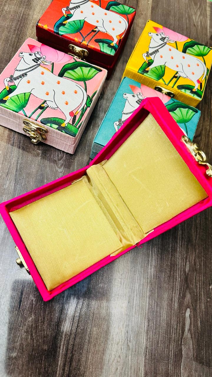 Pichwai Printed Box – 8" × 4"