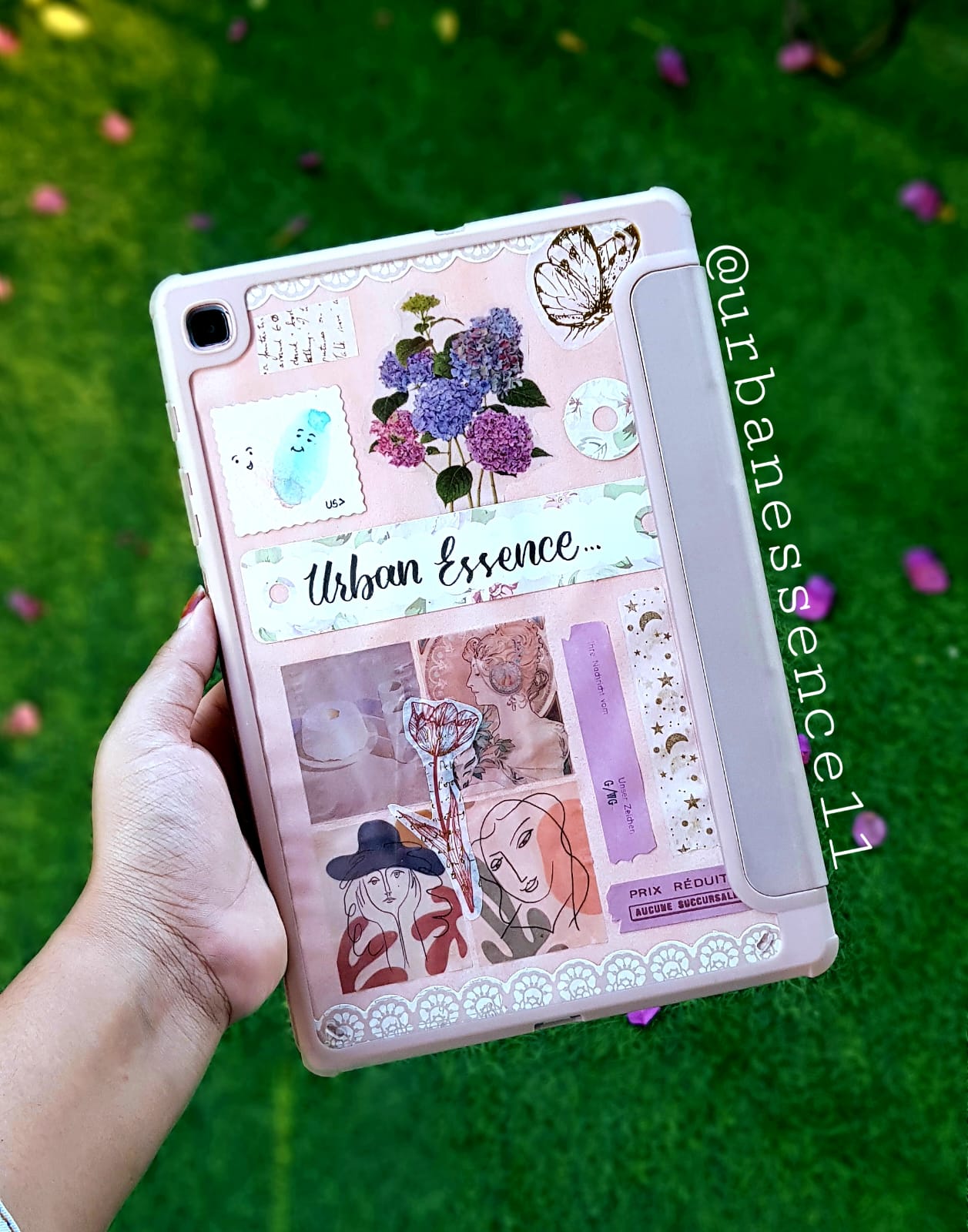 Decorative Tablet Insert Compatible with transparent covers