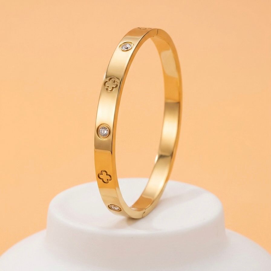 Brazalete Dorado con Cristales