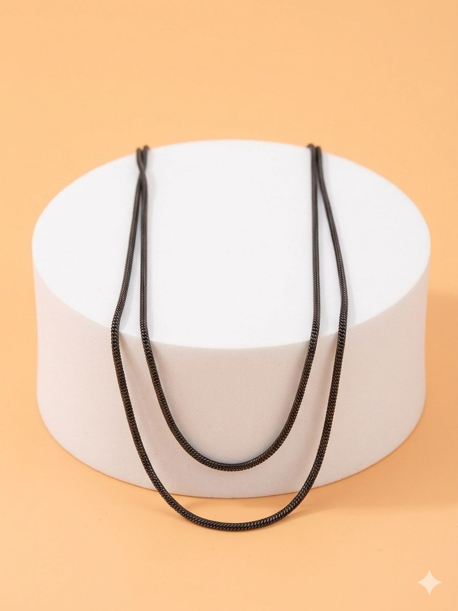 Collar de cadena negra