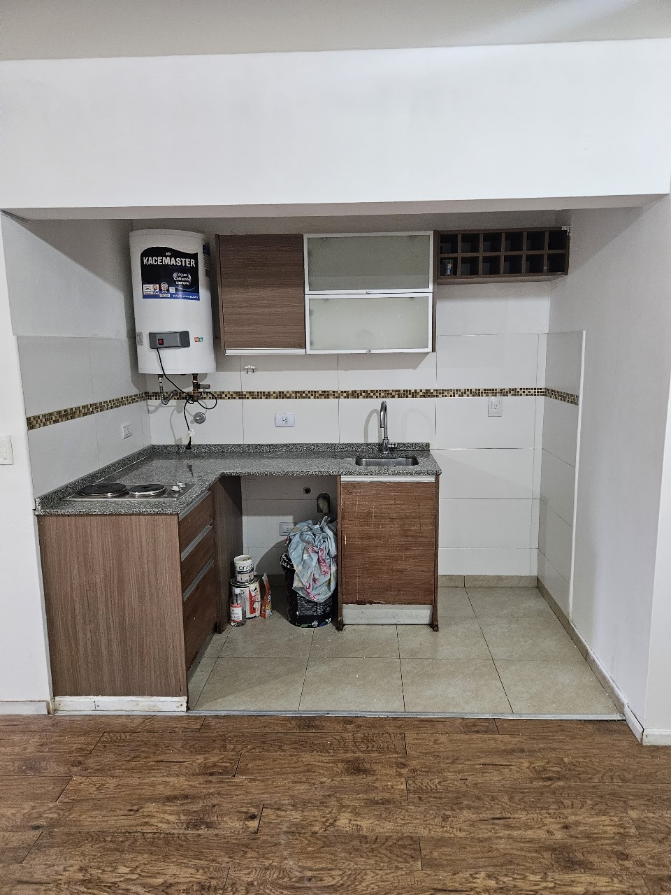 Hermoso ambiente divisible en la mejor zona de flores con Amenities