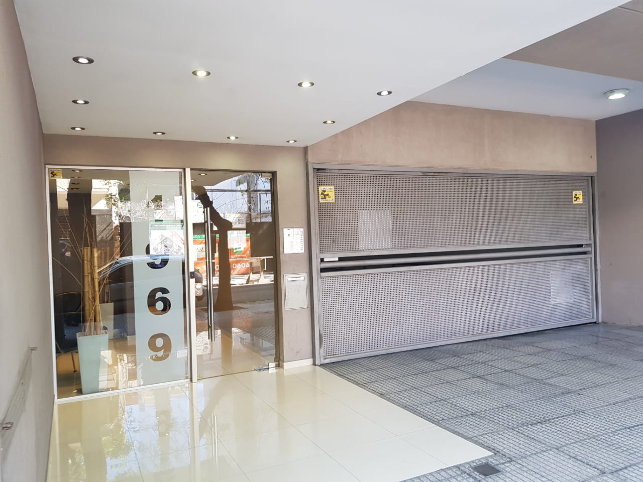 Hermoso ambiente divisible en la mejor zona de flores con Amenities