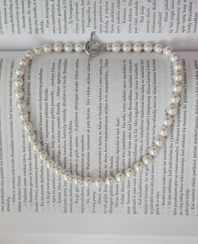 Perlų masės vėrinys