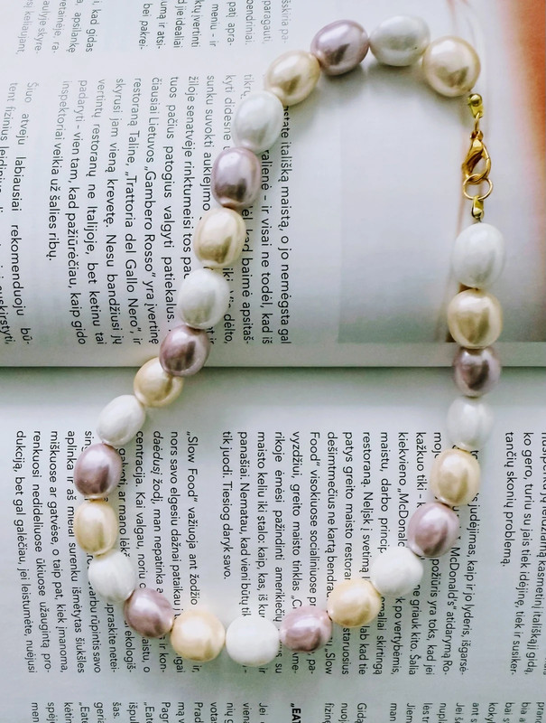 Išskirtinis perlų masės vėrinys