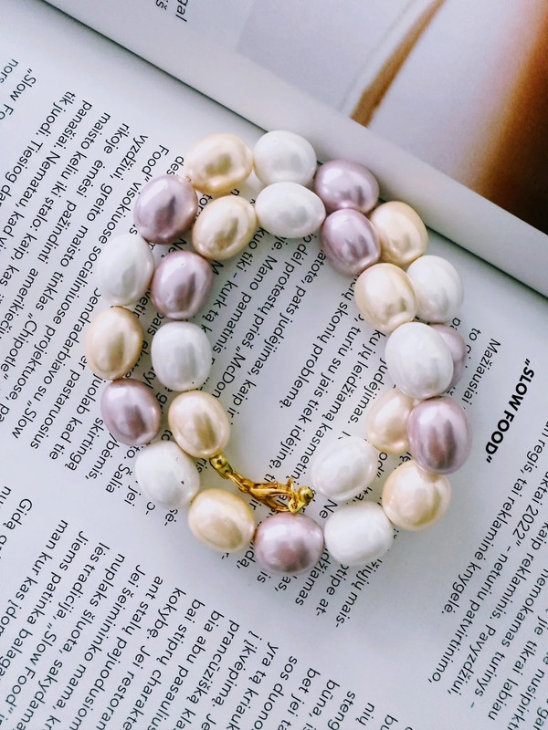 Išskirtinis perlų masės vėrinys