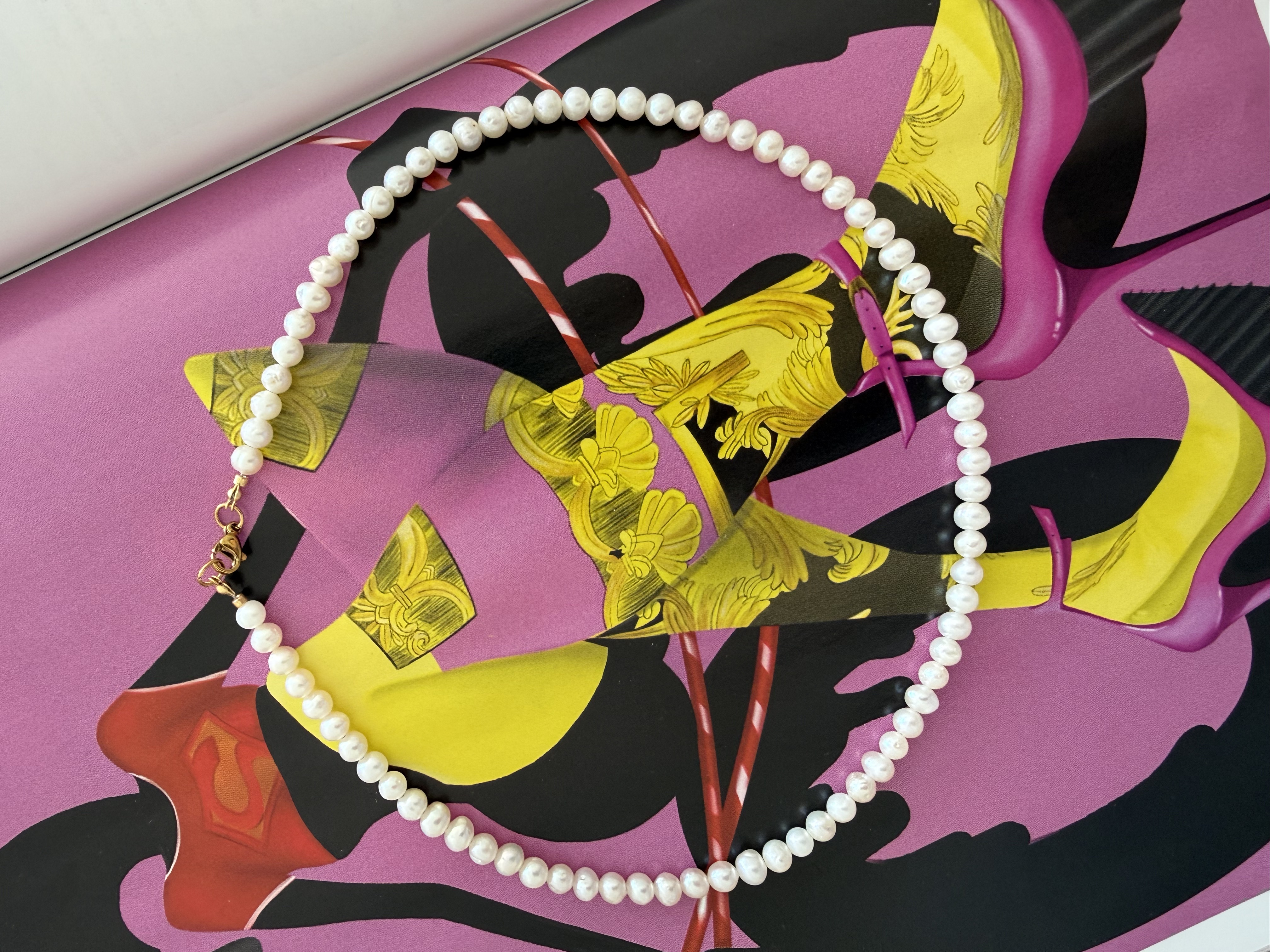 Essential Pearl Necklace