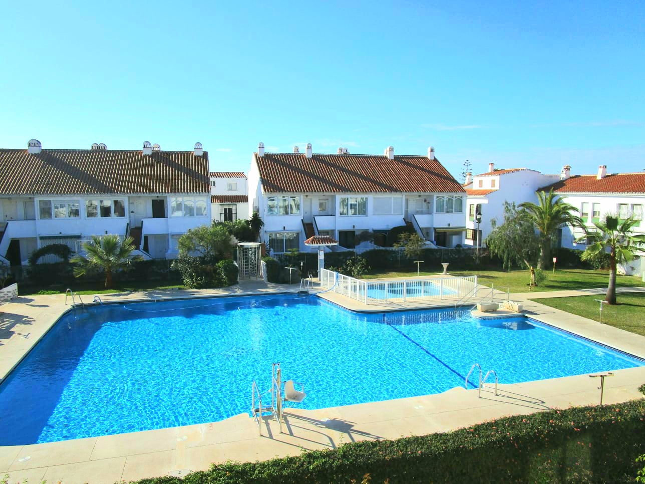 Vivienda luminosa tipo Dúplex con orientación sur Torrox-Costa