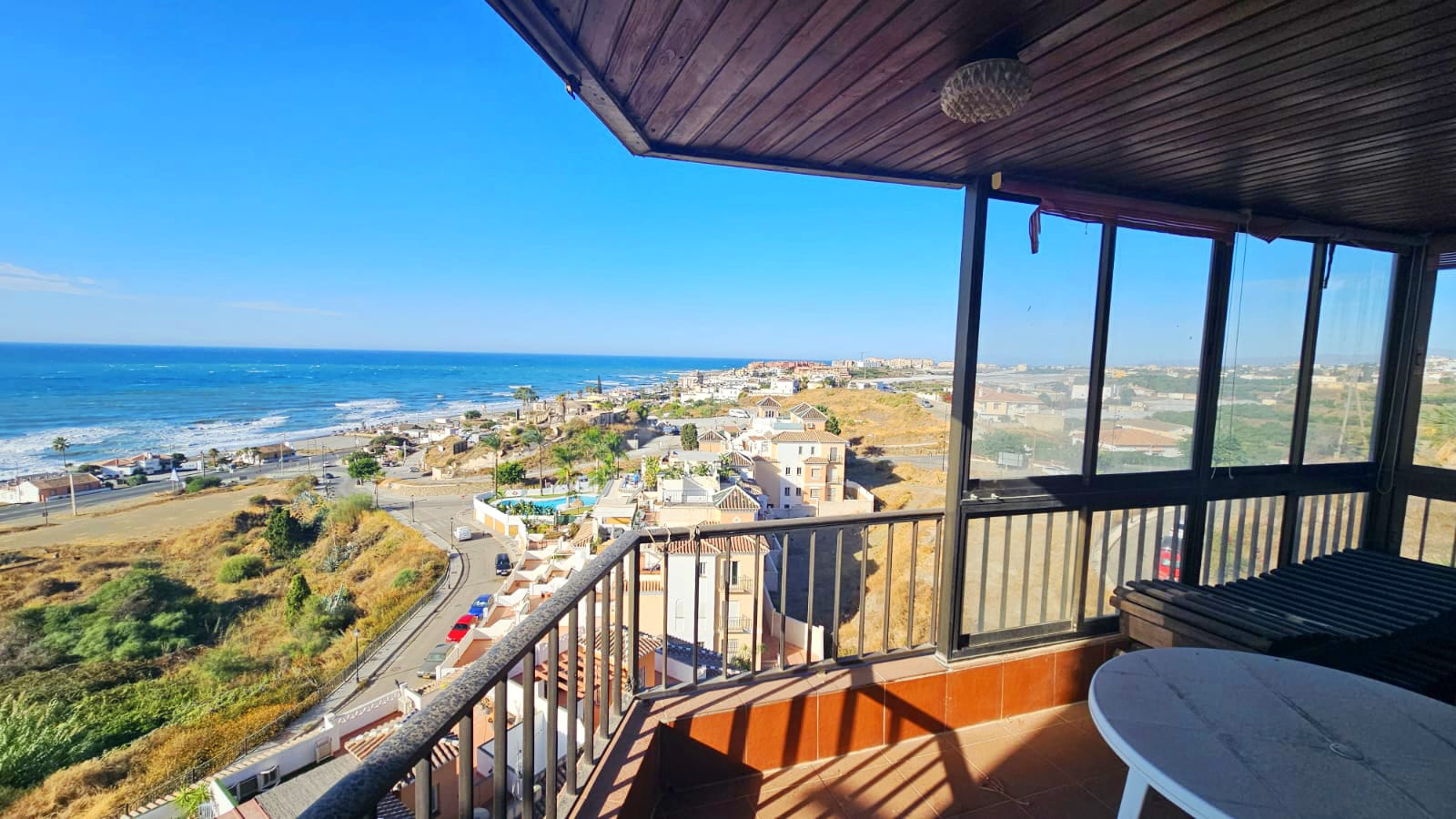 Vivienda (para reformar) de 1 dormitorio con vistas de ensueño en la Urb. El Peñoncillo