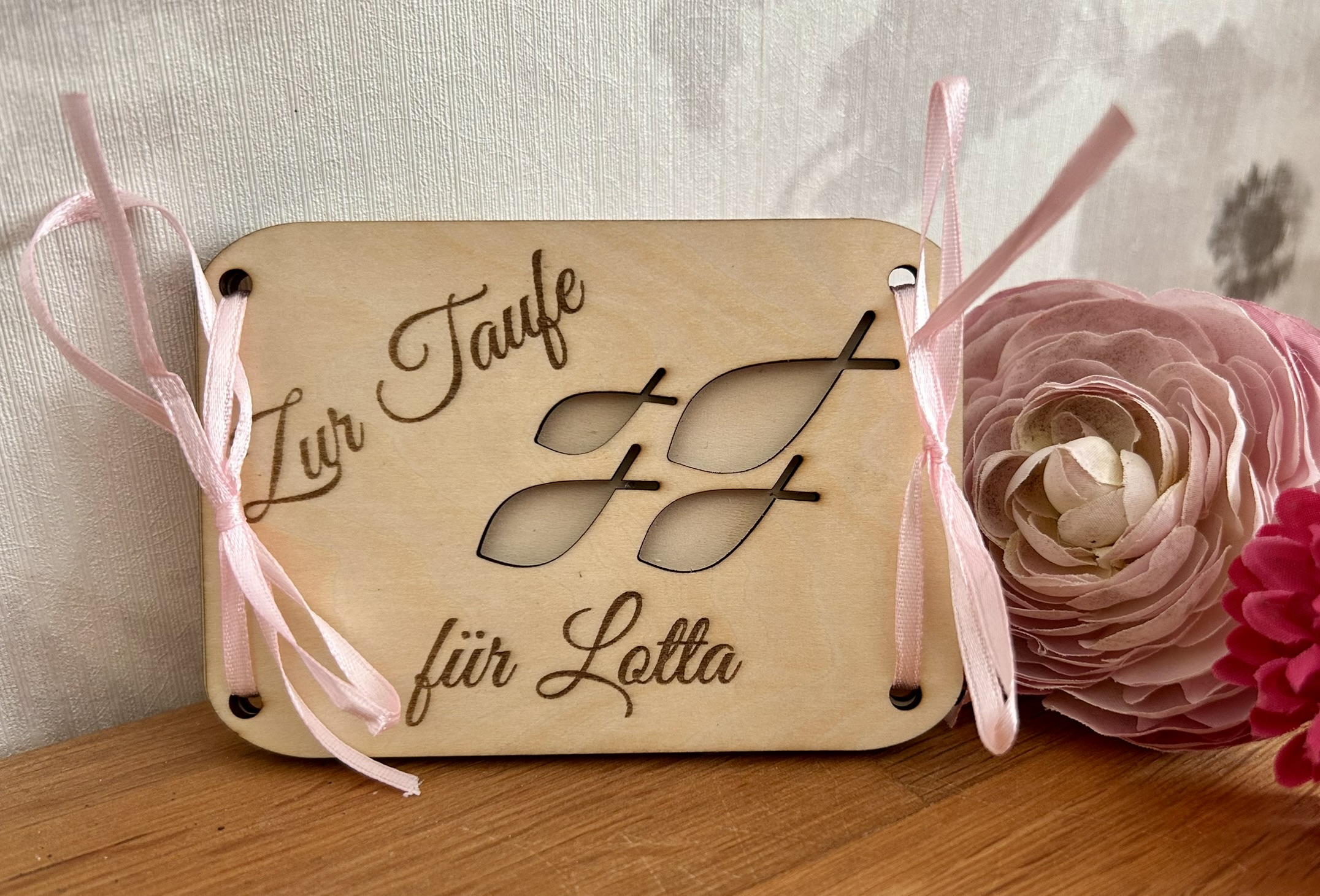  Personalisierte Geschenkarte aus Holz