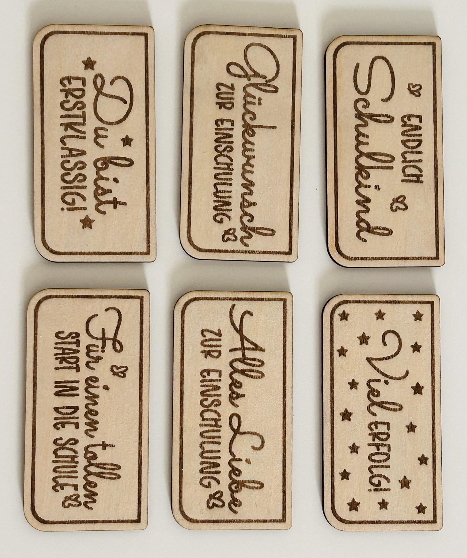 Personalisierter Stiftehalter aus Holz