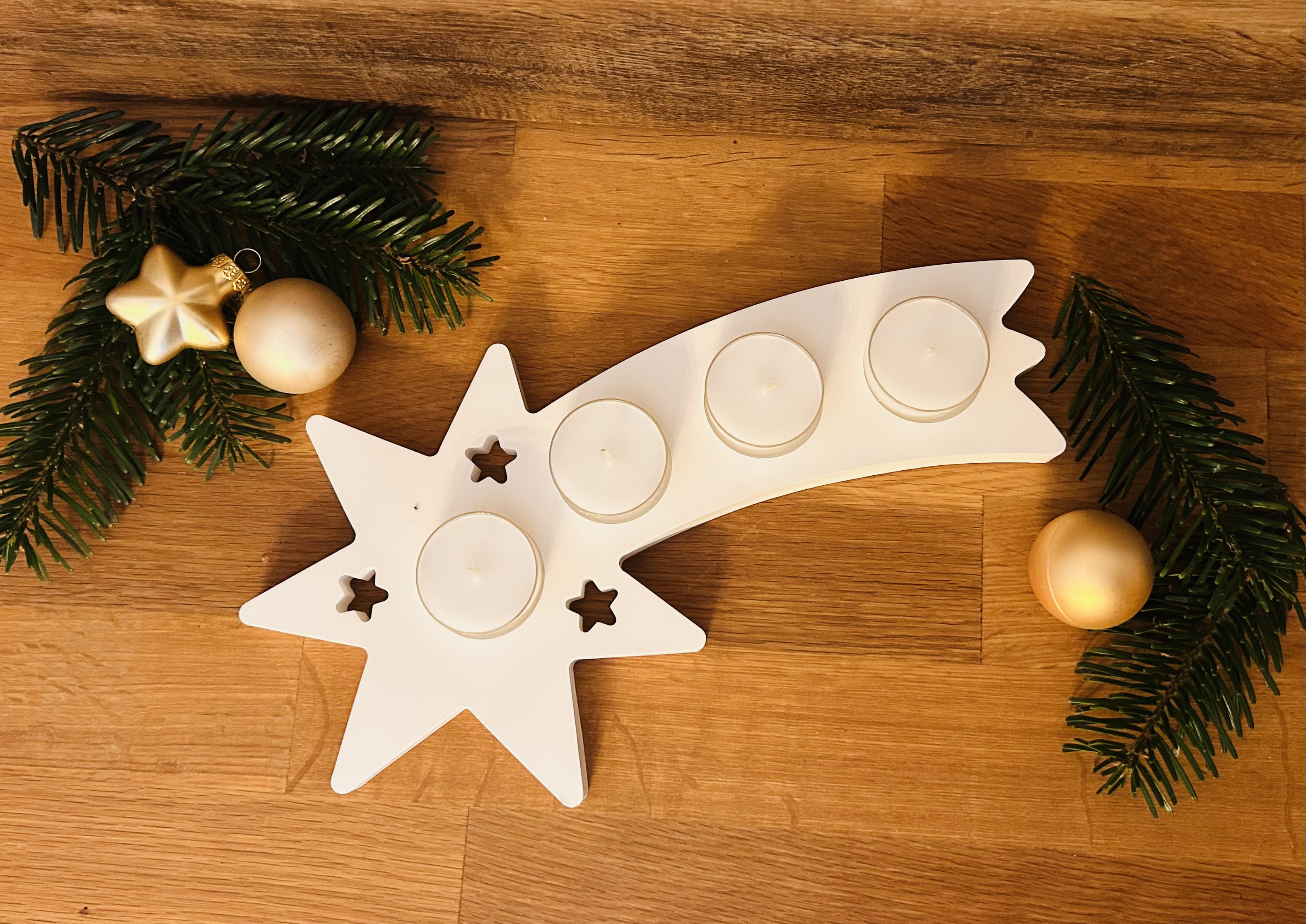 Kerzenhalter in Sternschnuppenform